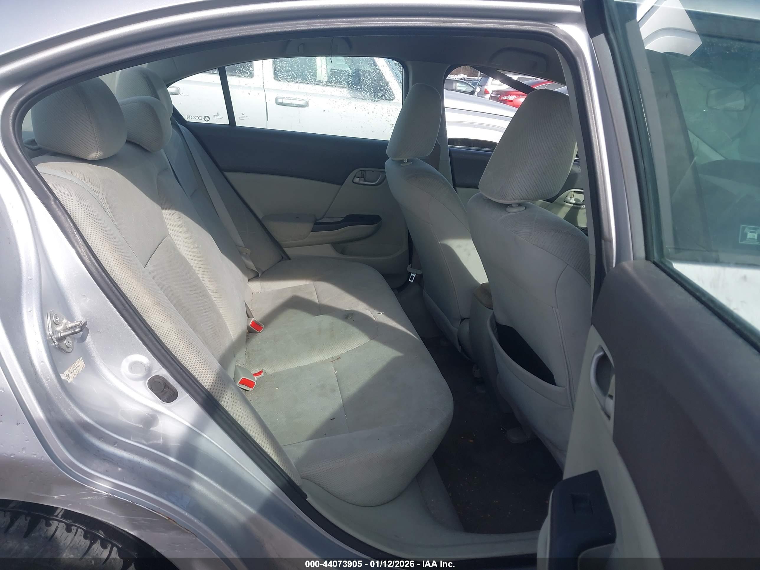 HONDA CIVIC image 8