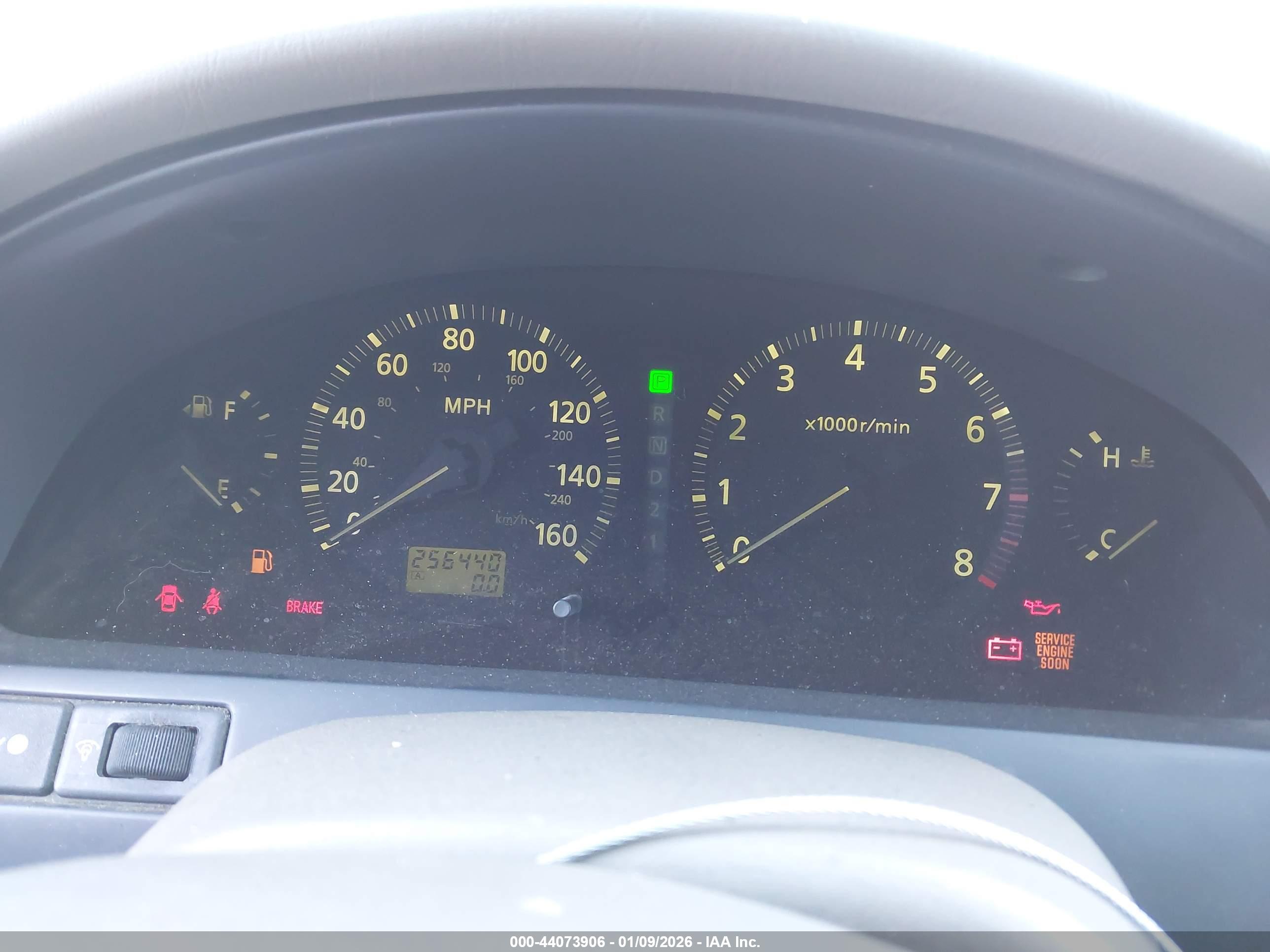 INFINITI I30 image 7