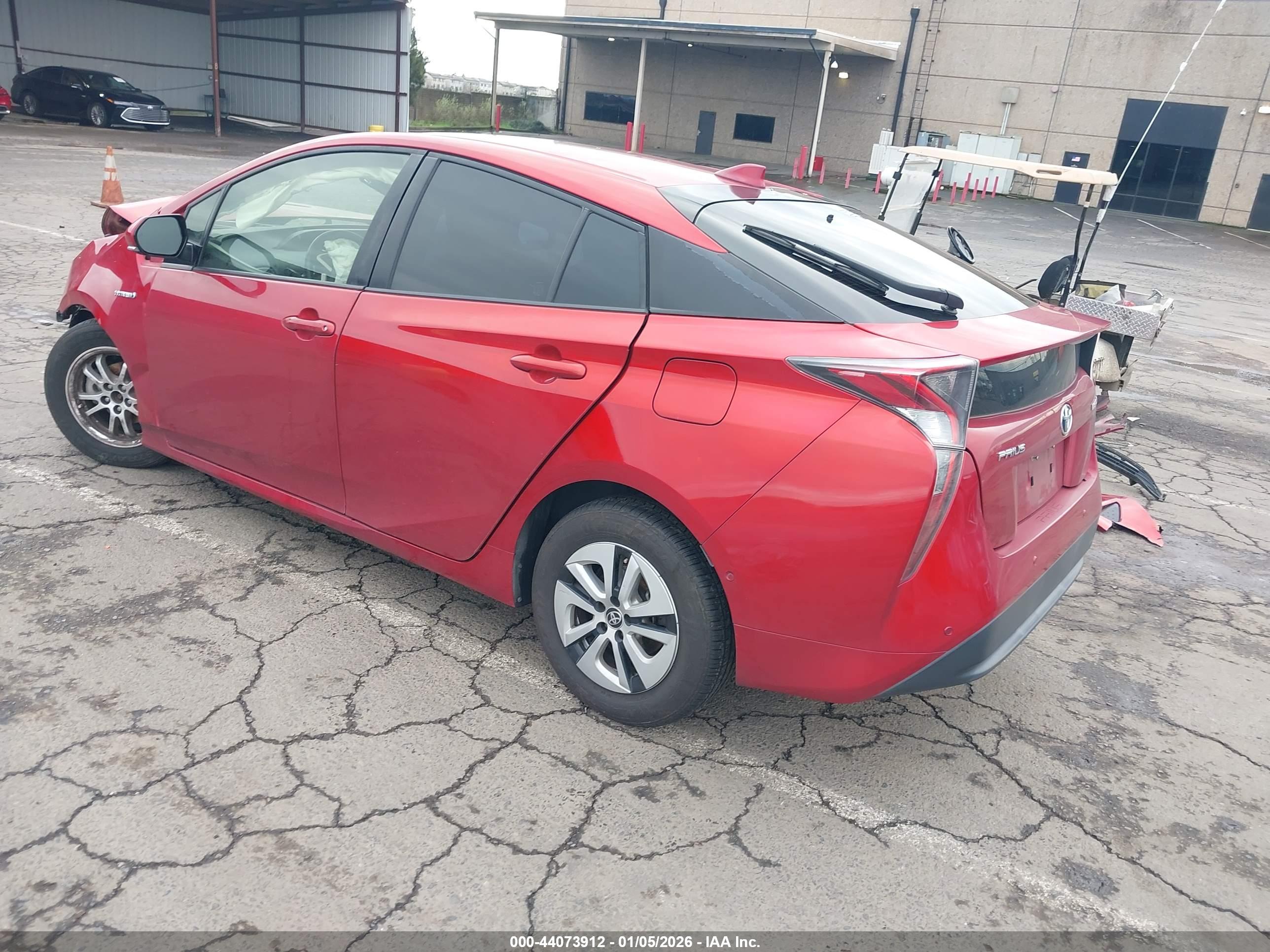 TOYOTA PRIUS image 3