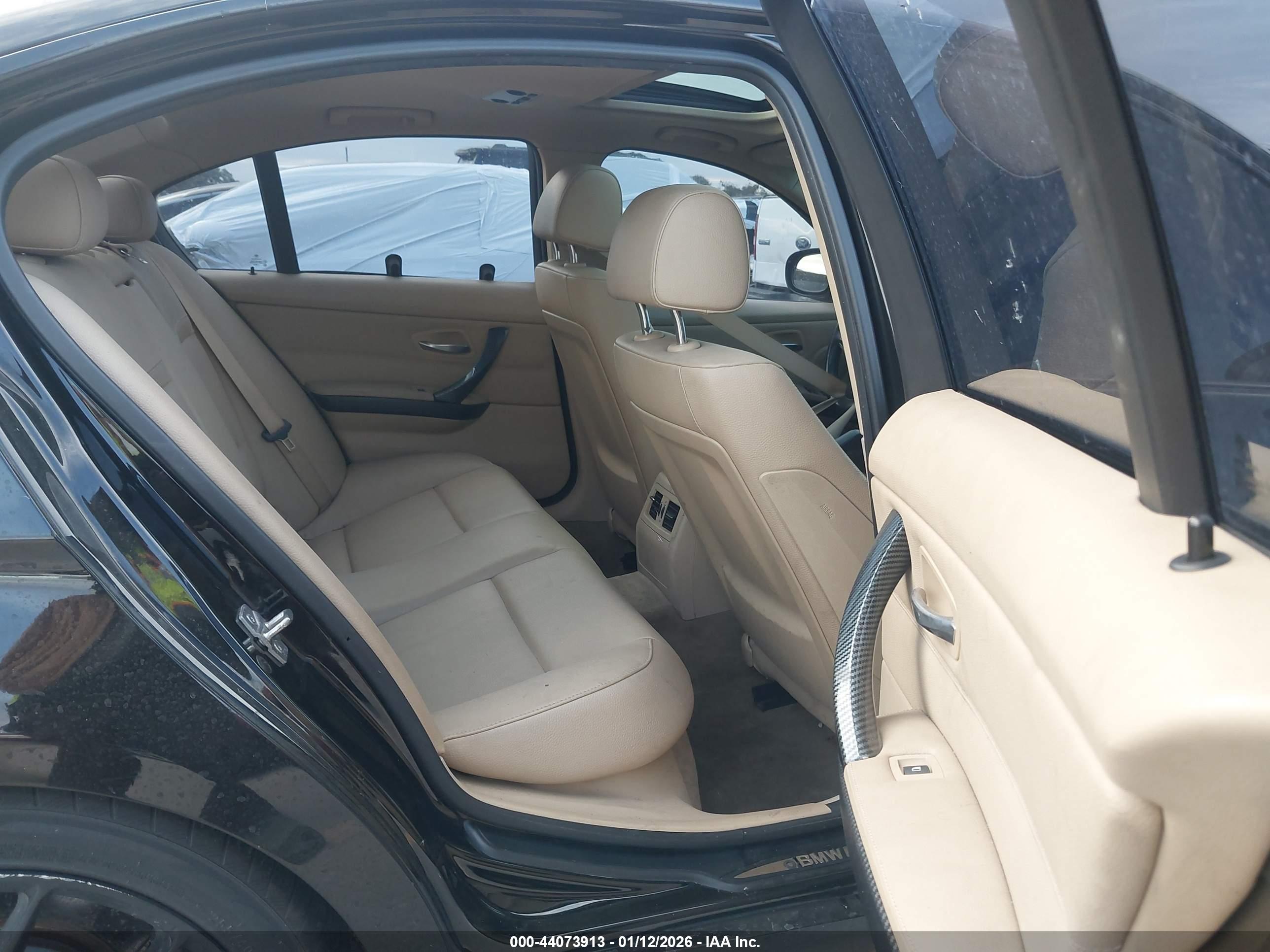 BMW 335I image 8