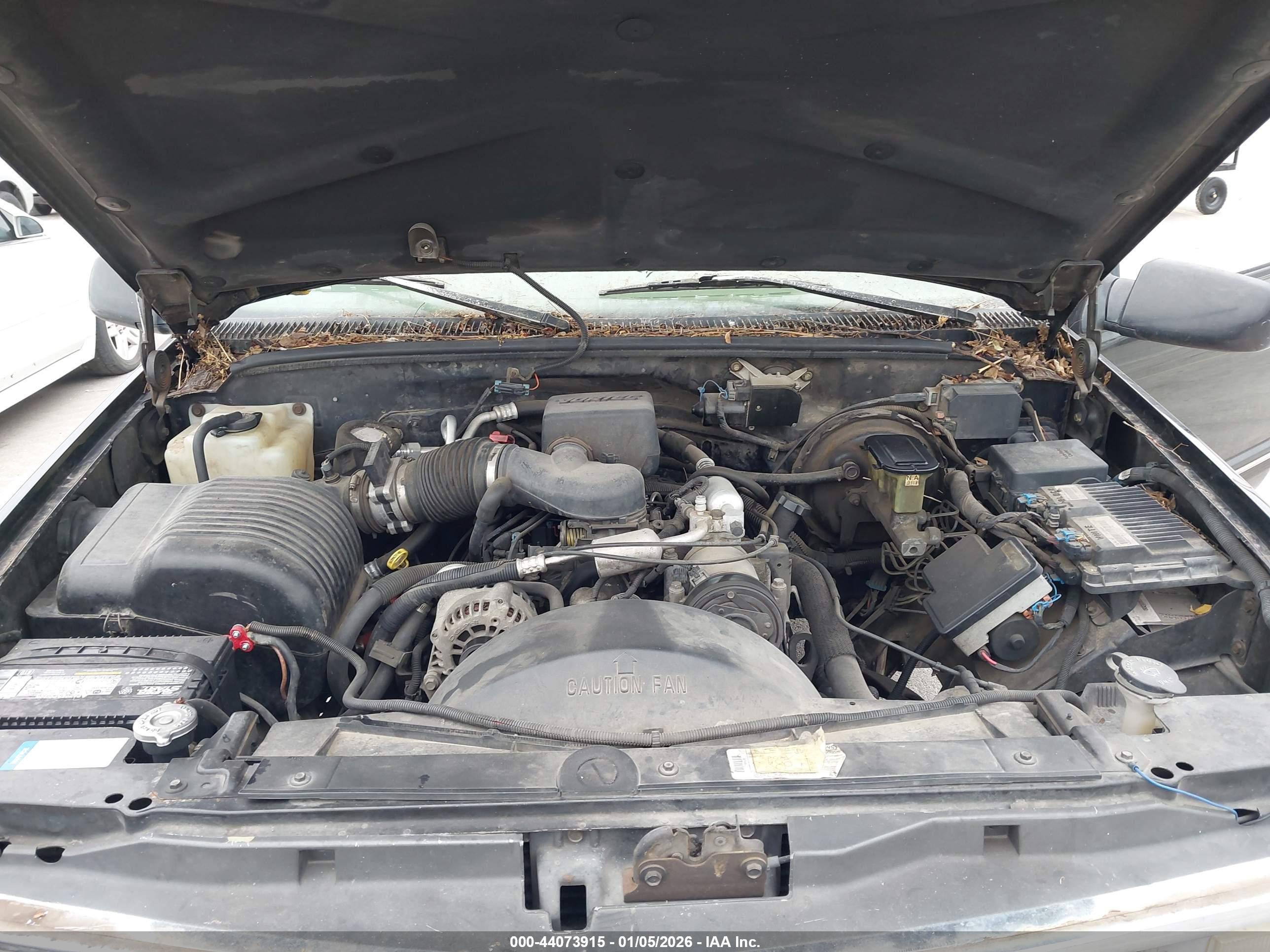 CHEVROLET SUBURBAN image 10