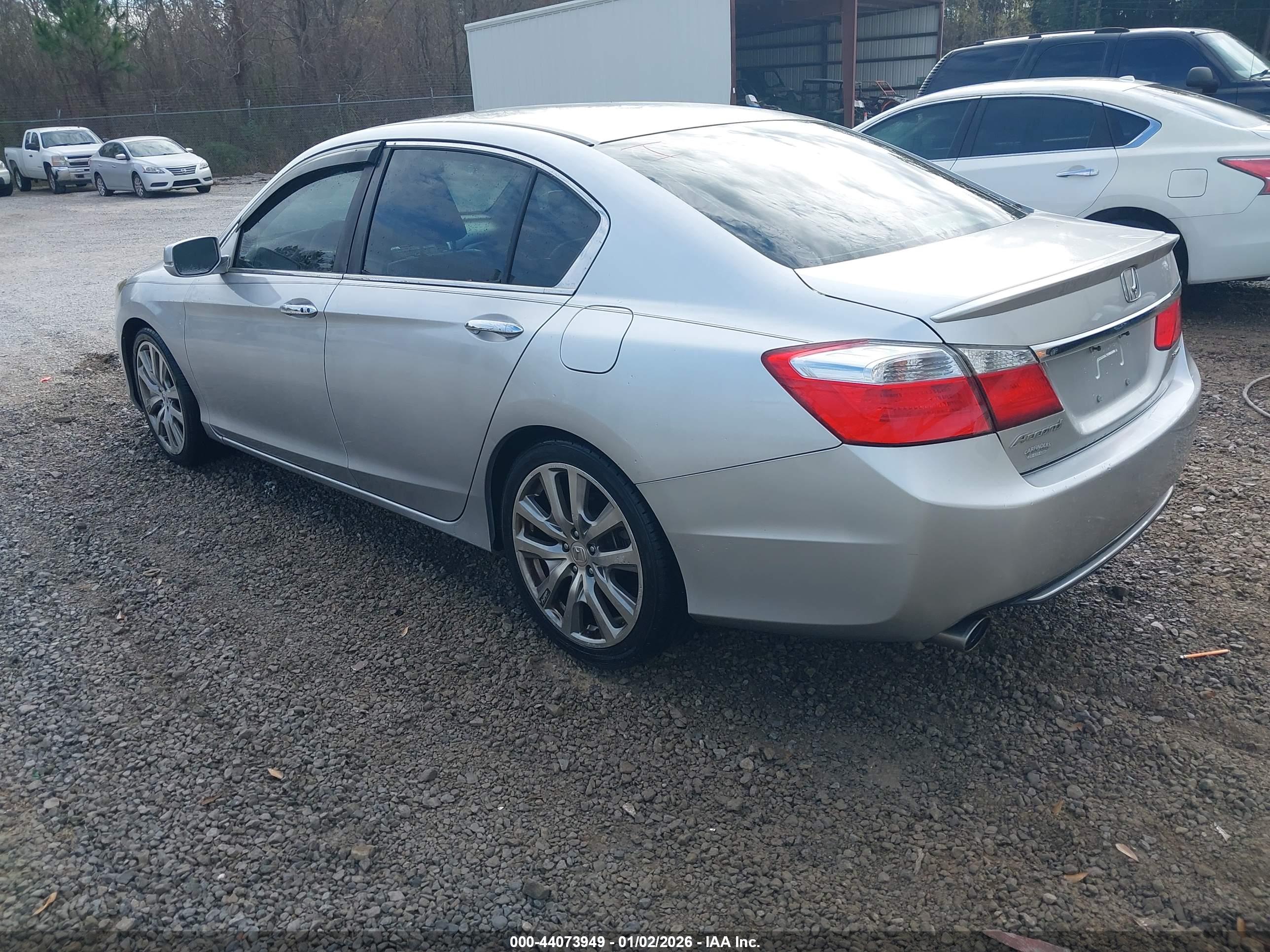 HONDA ACCORD image 3