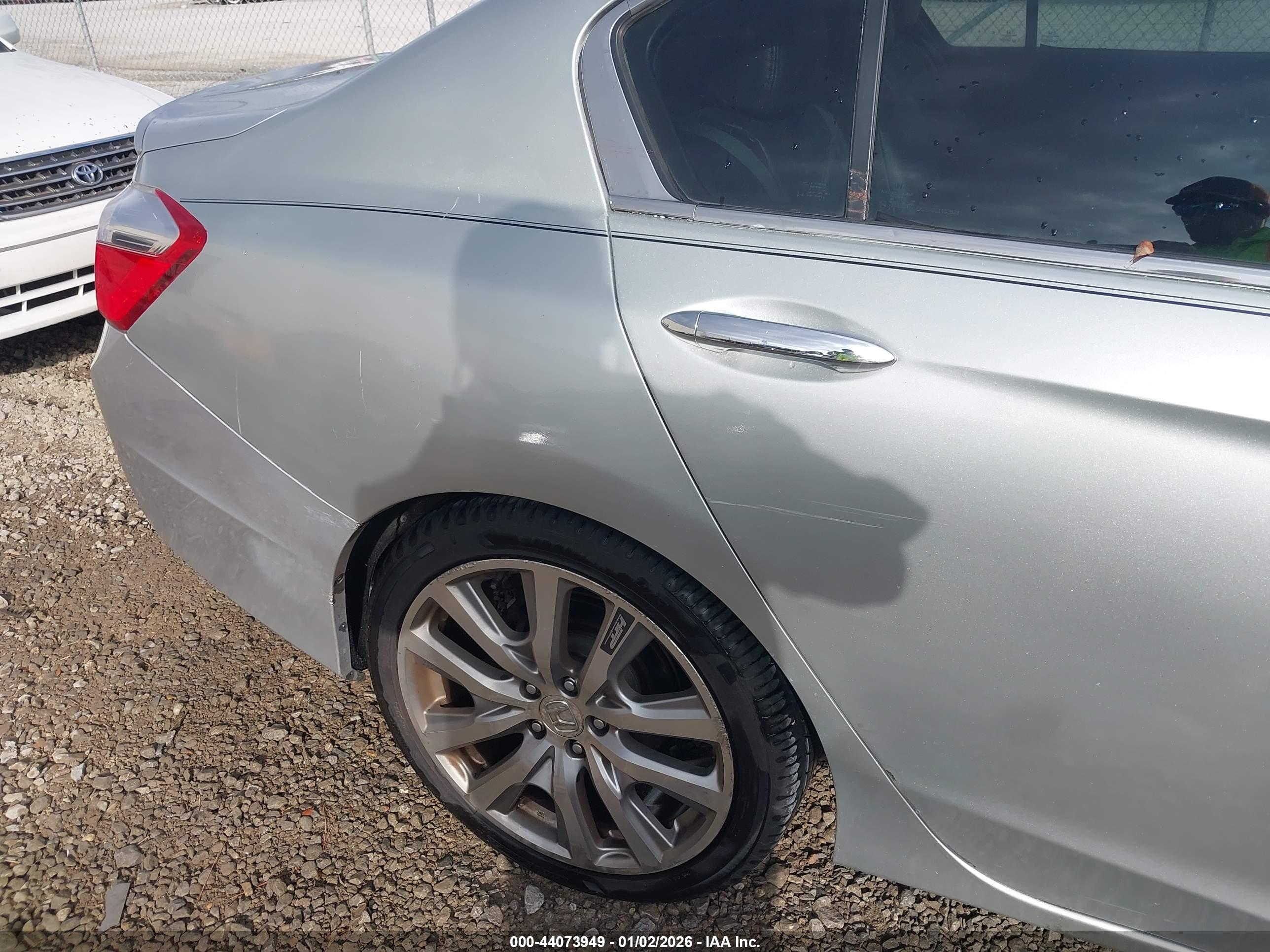 HONDA ACCORD image 6