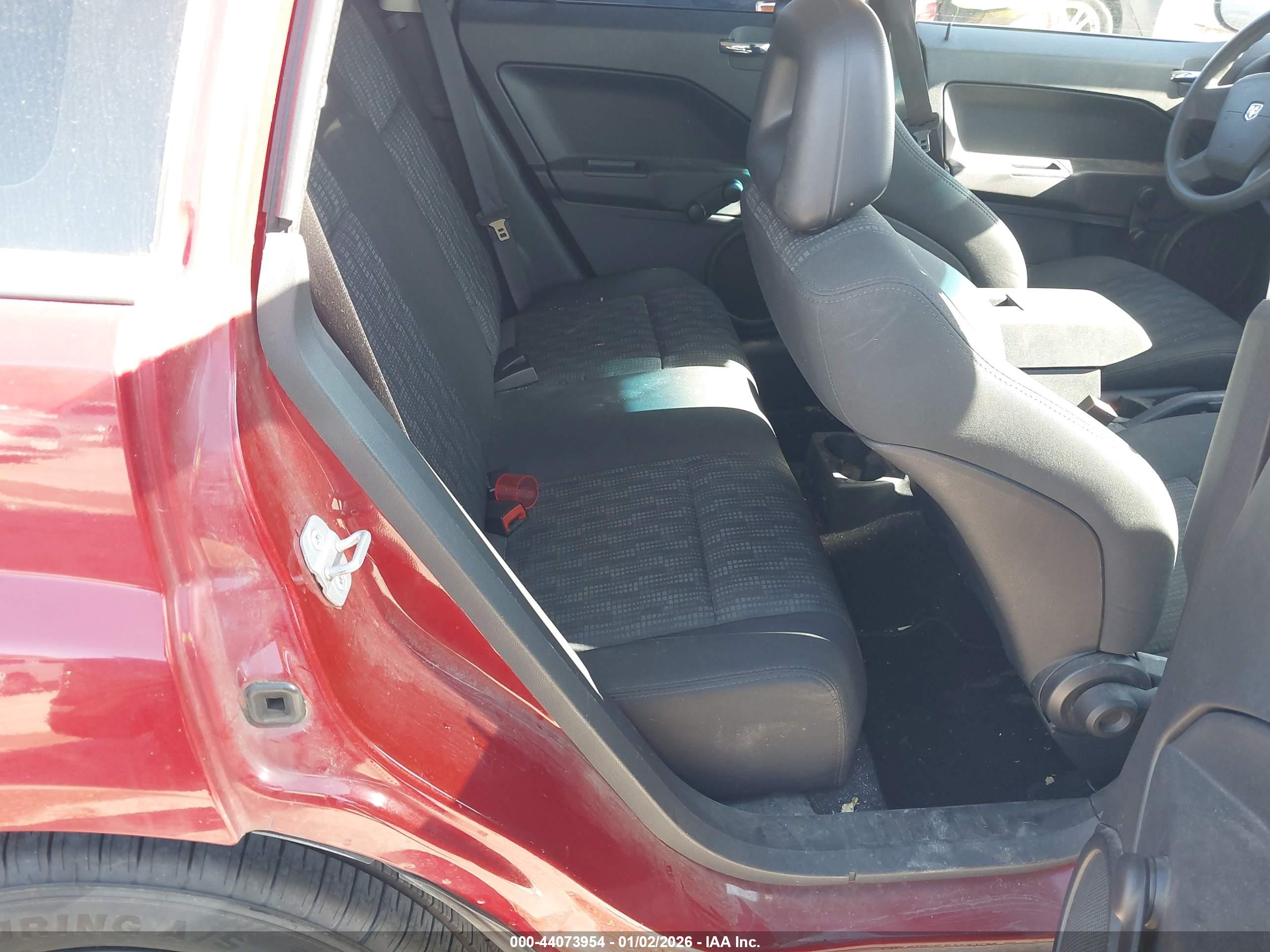 DODGE CALIBER image 8