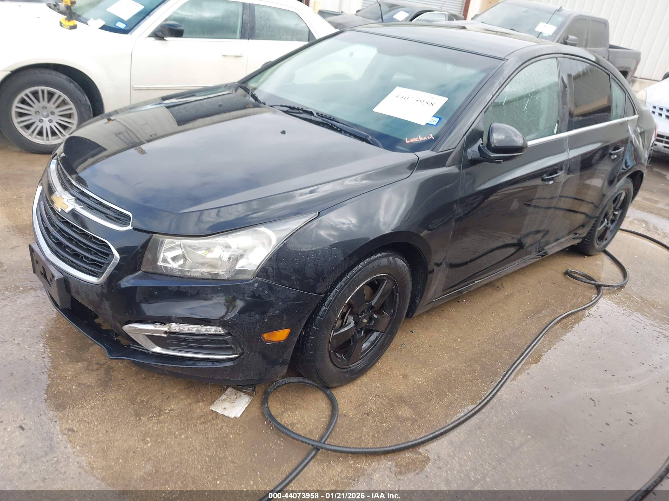 CHEVROLET CRUZE image 2