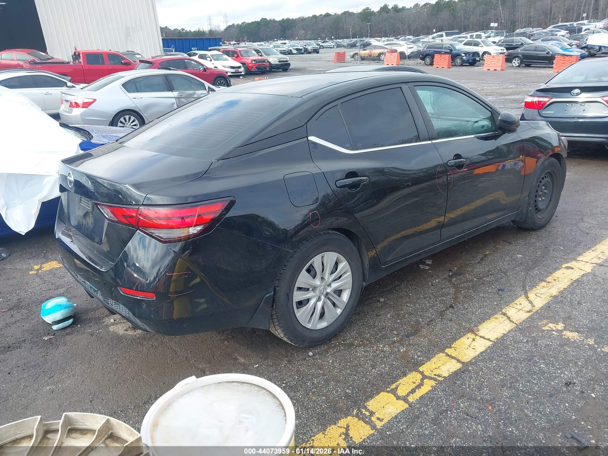 NISSAN SENTRA image 4