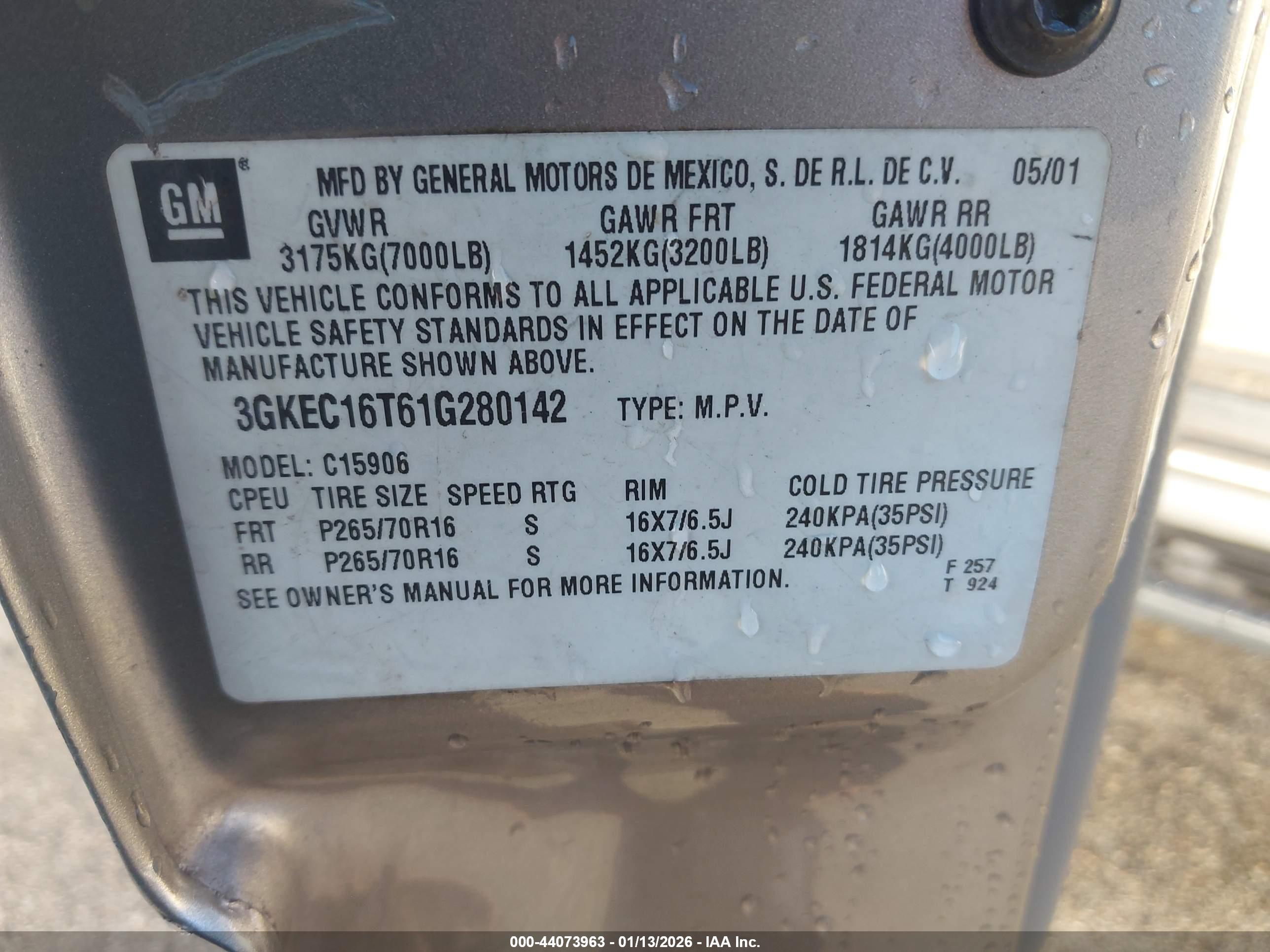 GMC YUKON image 9