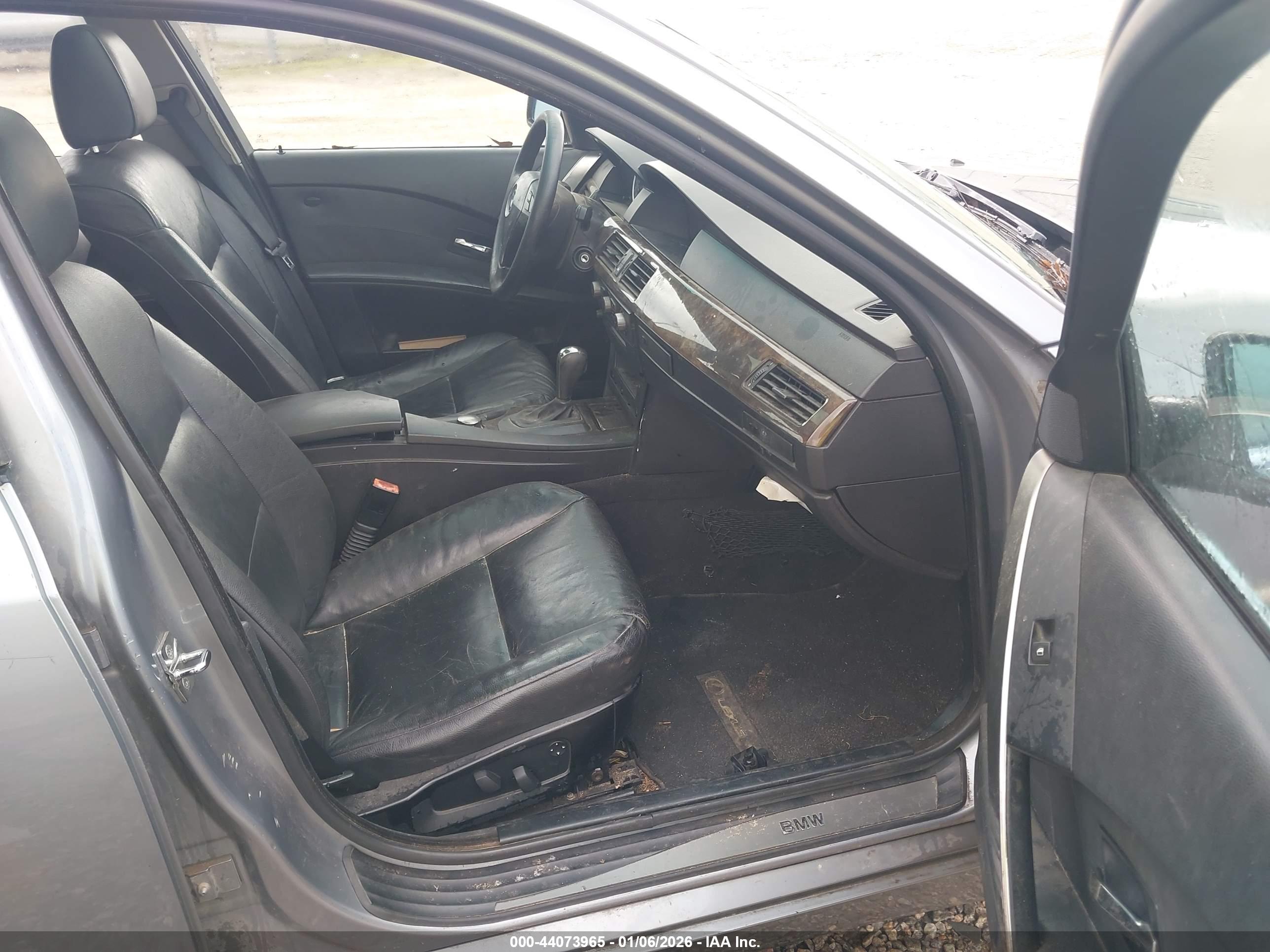 BMW 530I image 5