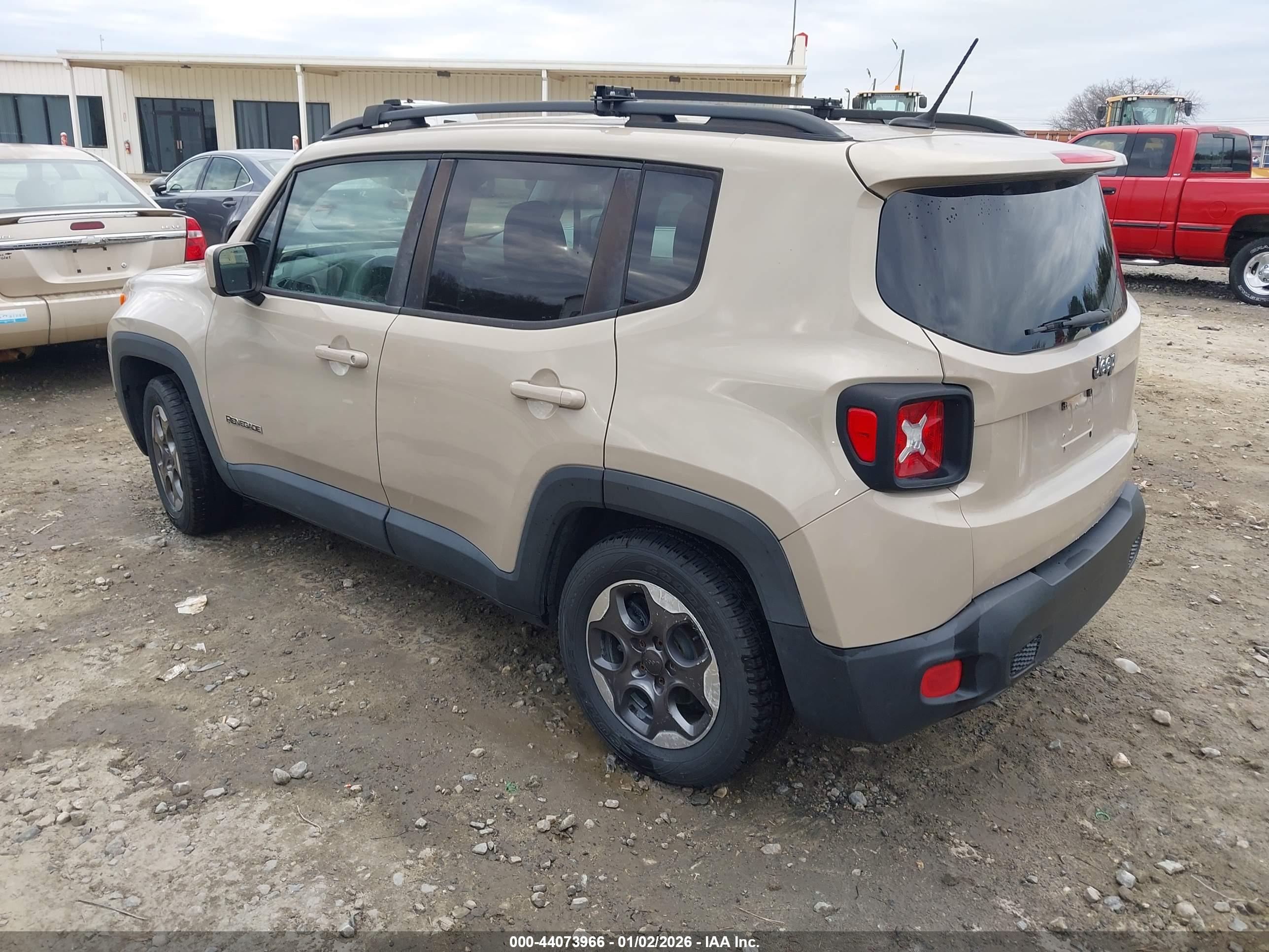JEEP RENEGADE image 3