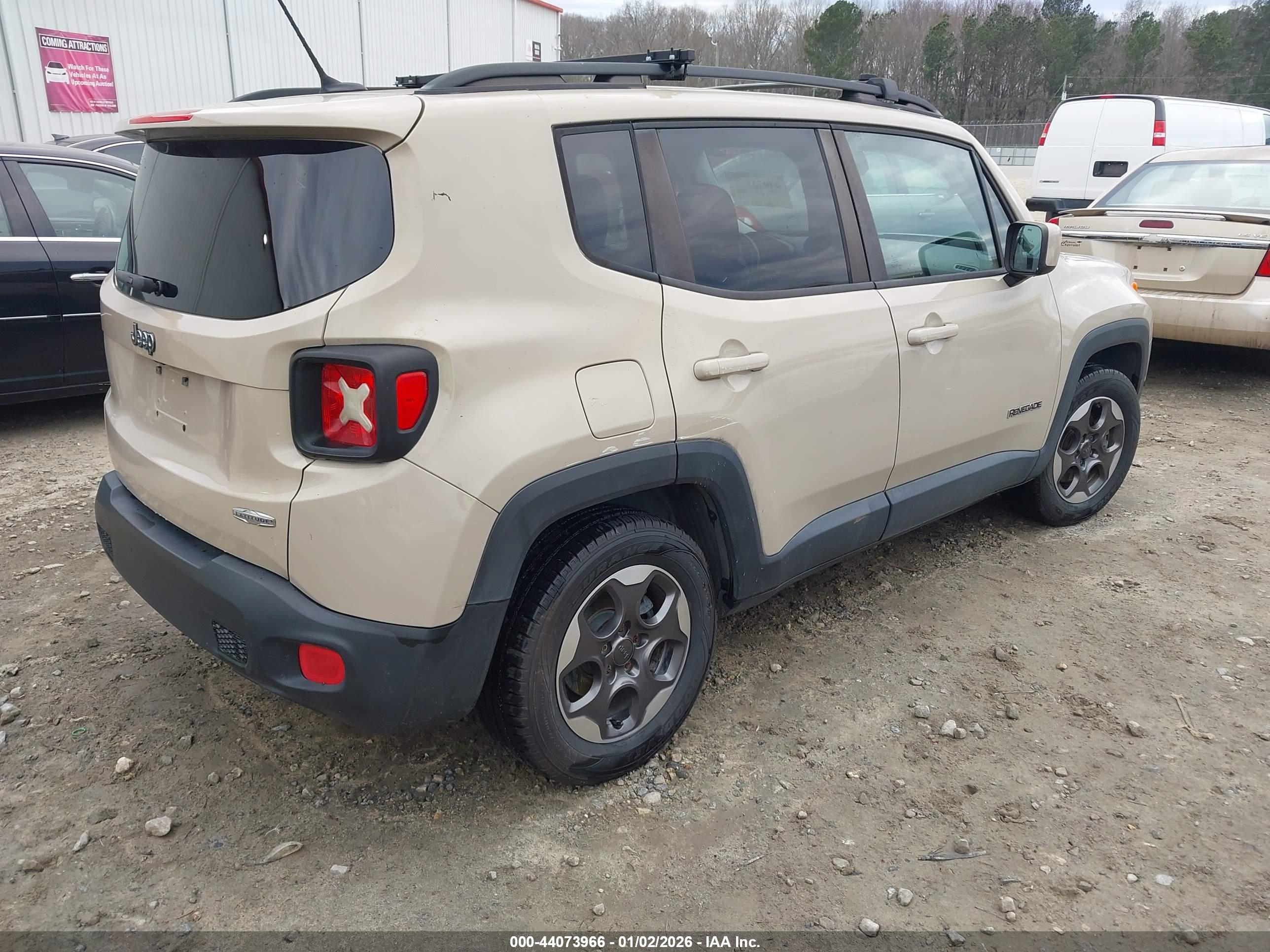 JEEP RENEGADE image 4