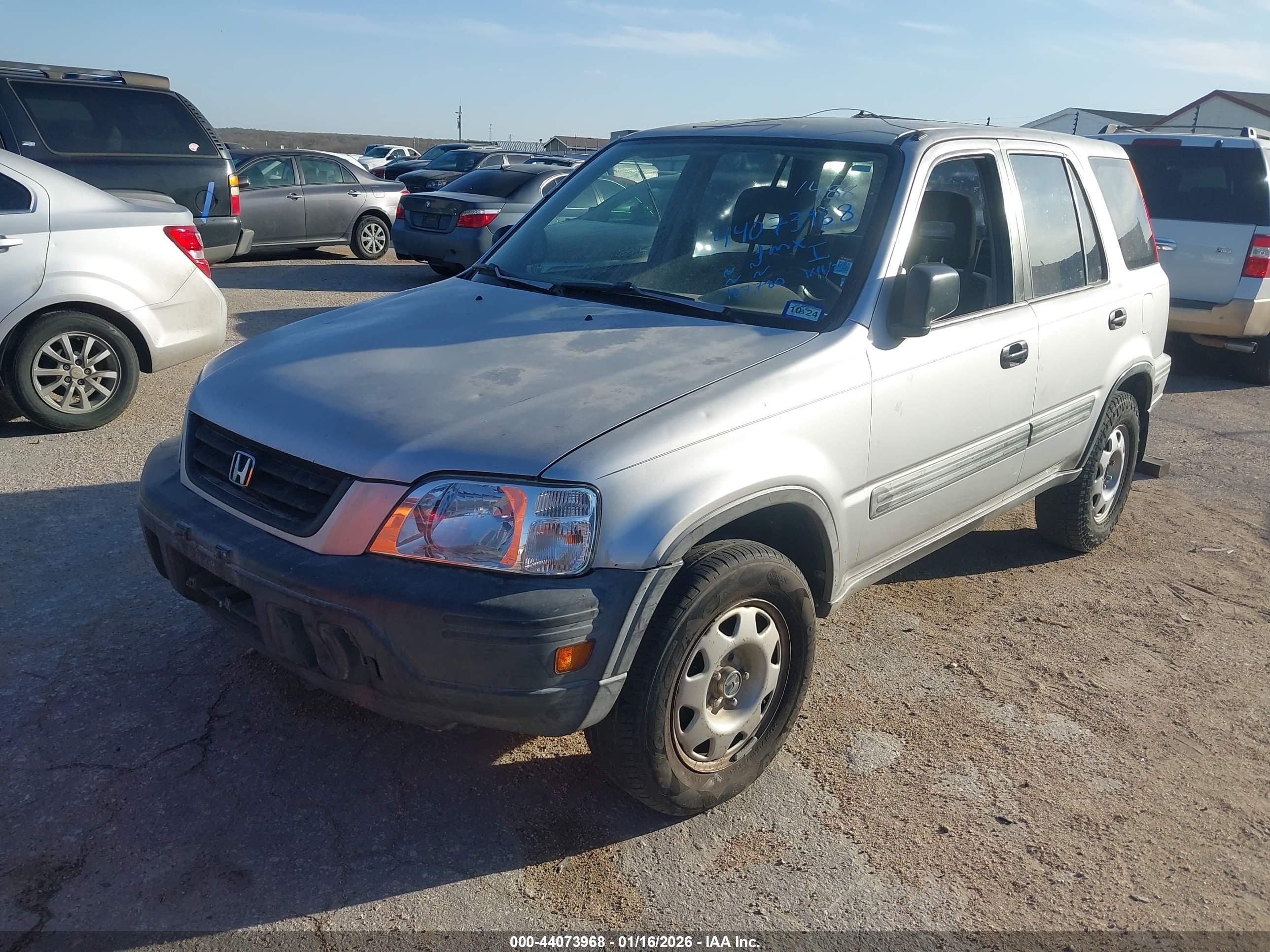 HONDA CR-V image 2