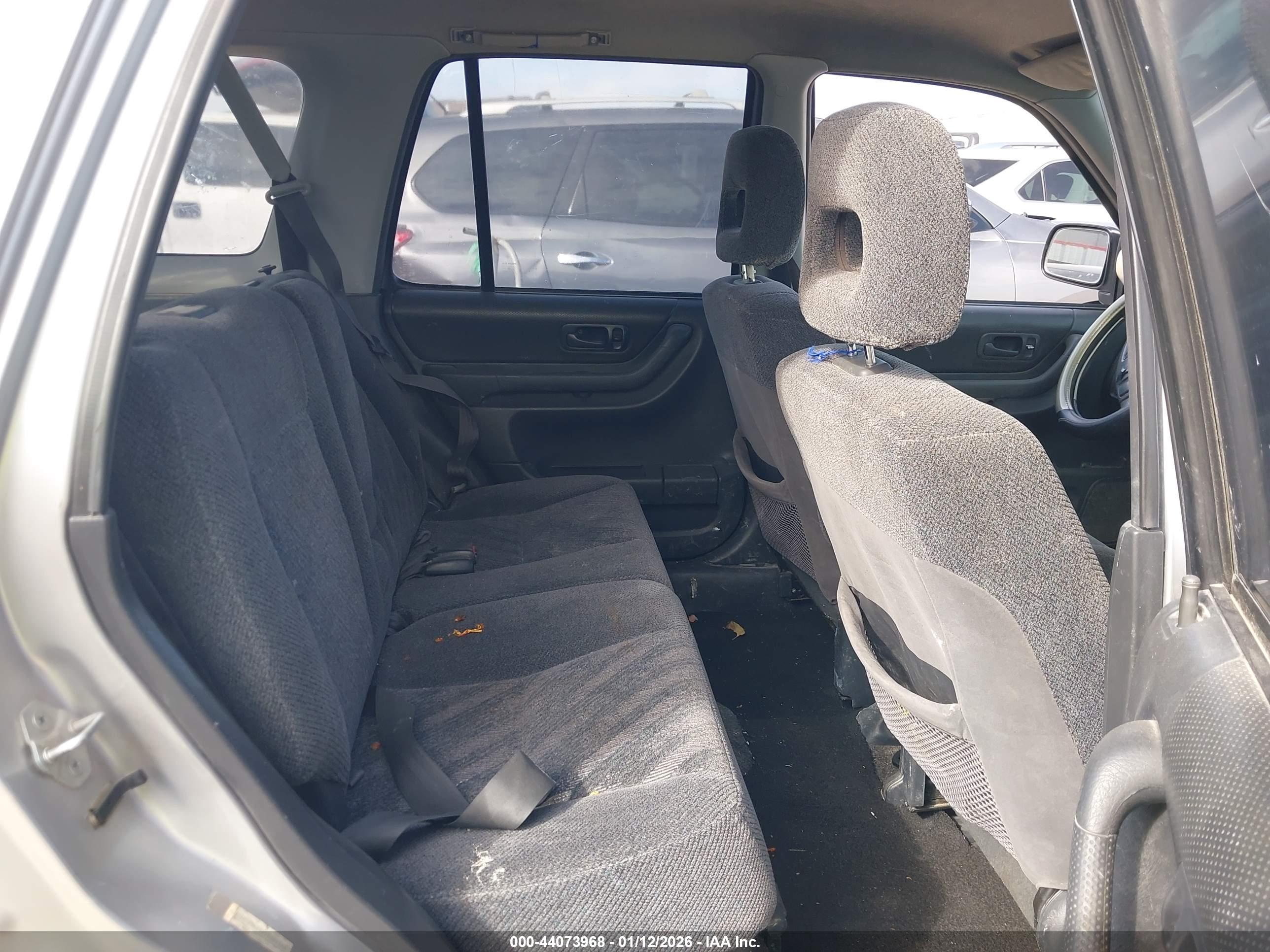 HONDA CR-V image 8