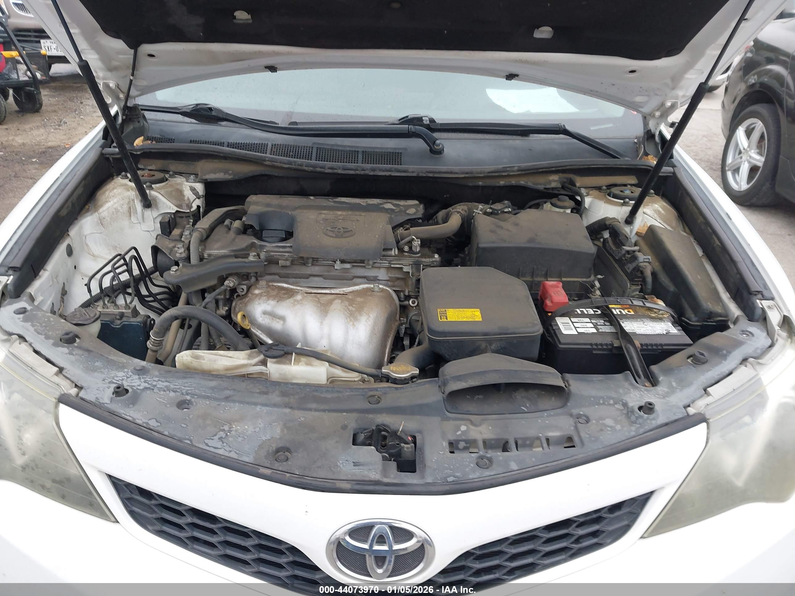 TOYOTA CAMRY image 10