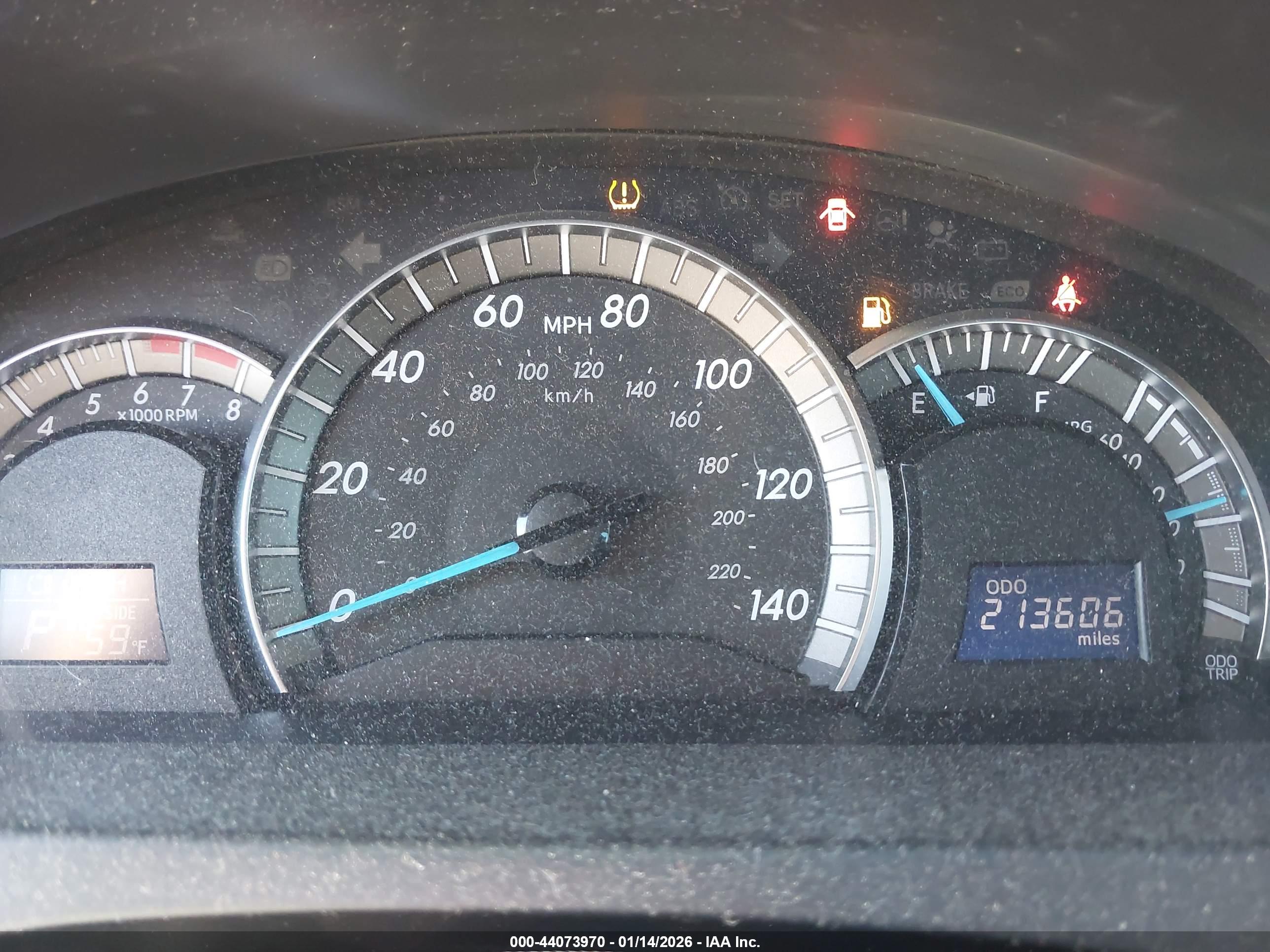 TOYOTA CAMRY image 7