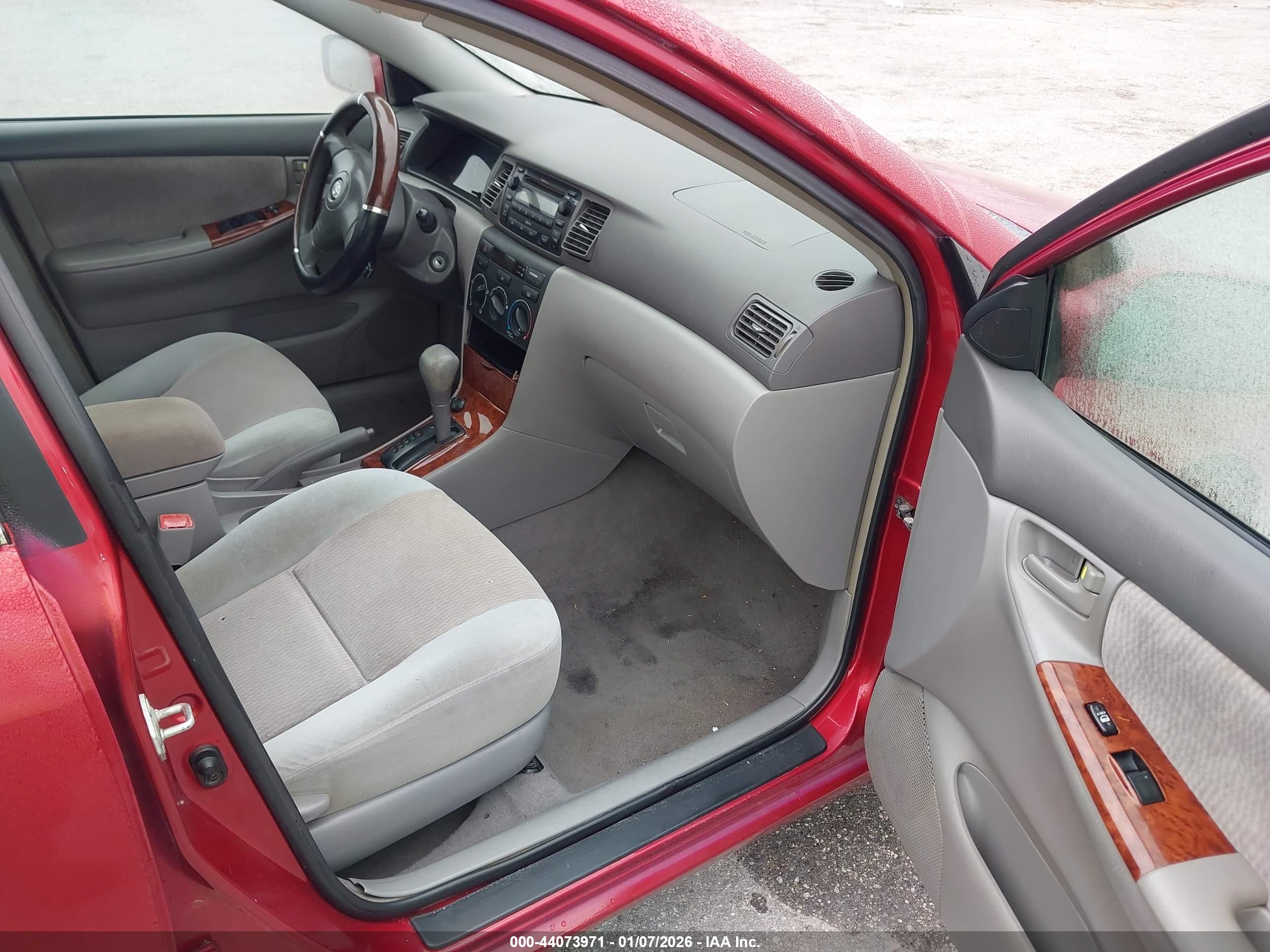 TOYOTA COROLLA image 5