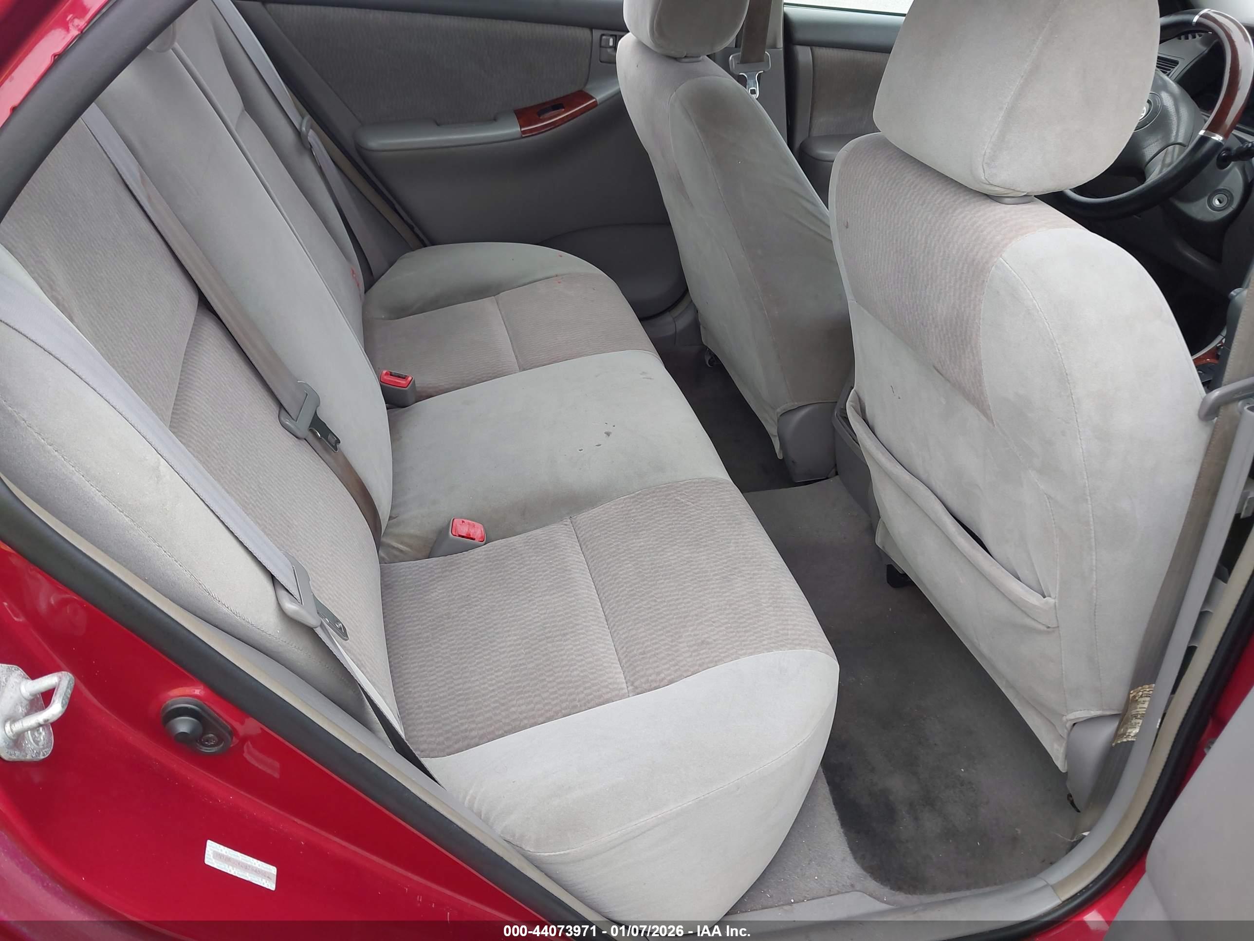 TOYOTA COROLLA image 8