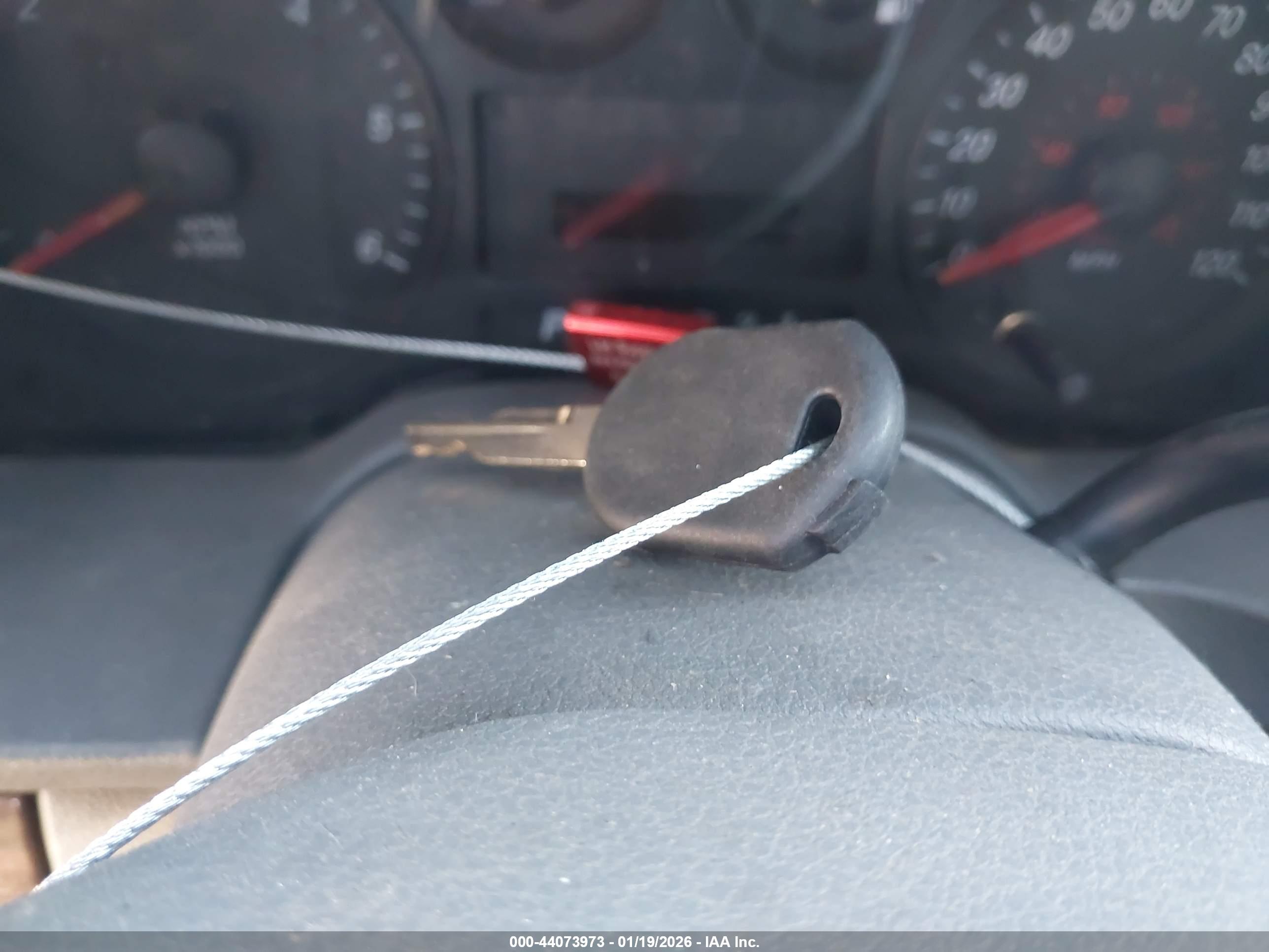 FORD FREESTAR image 11