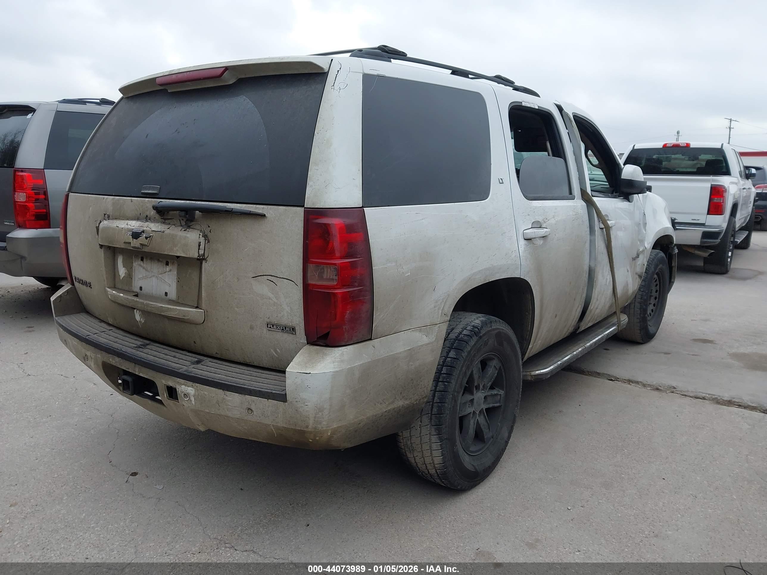 CHEVROLET TAHOE image 4