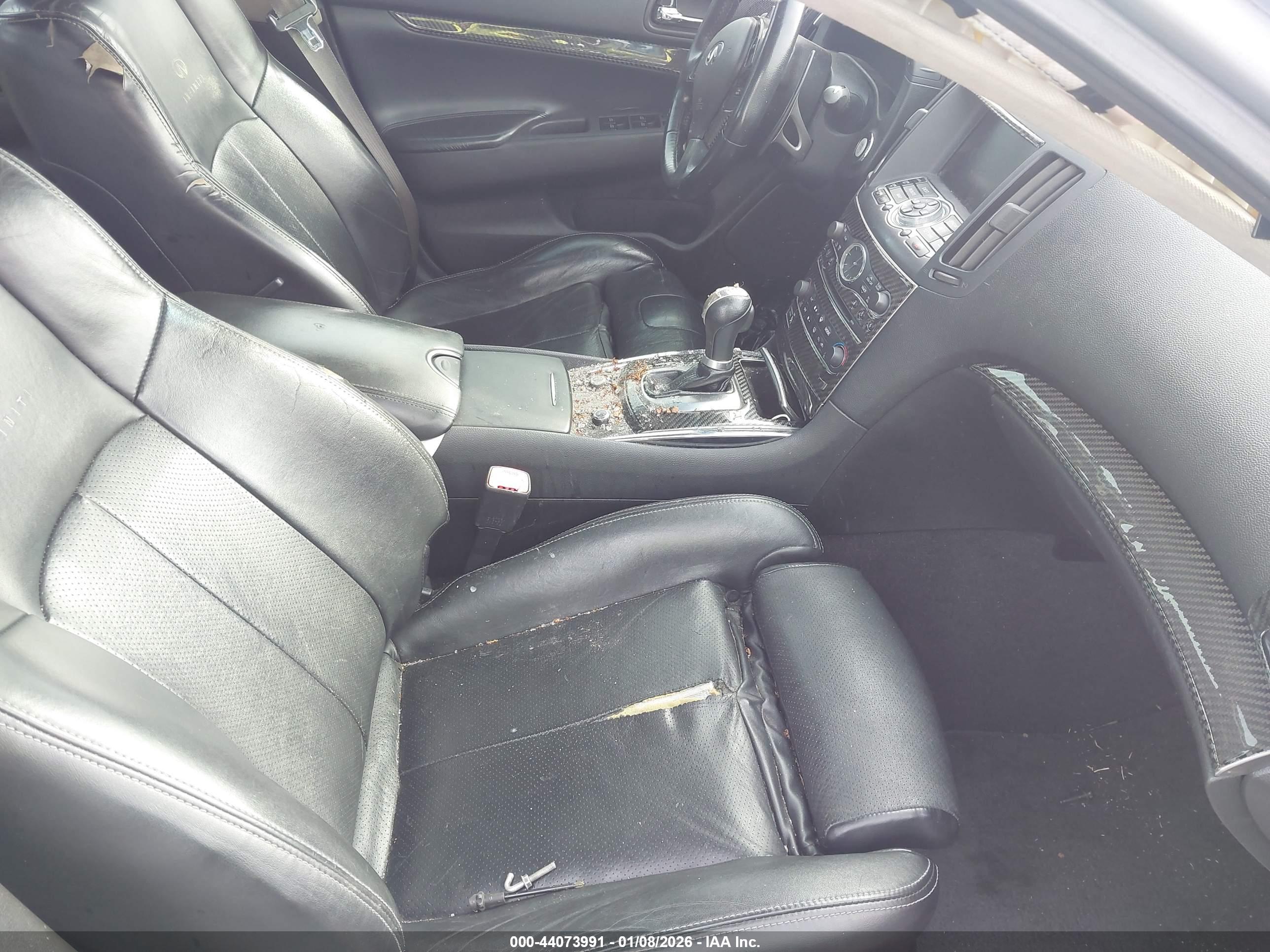INFINITI G37 image 5