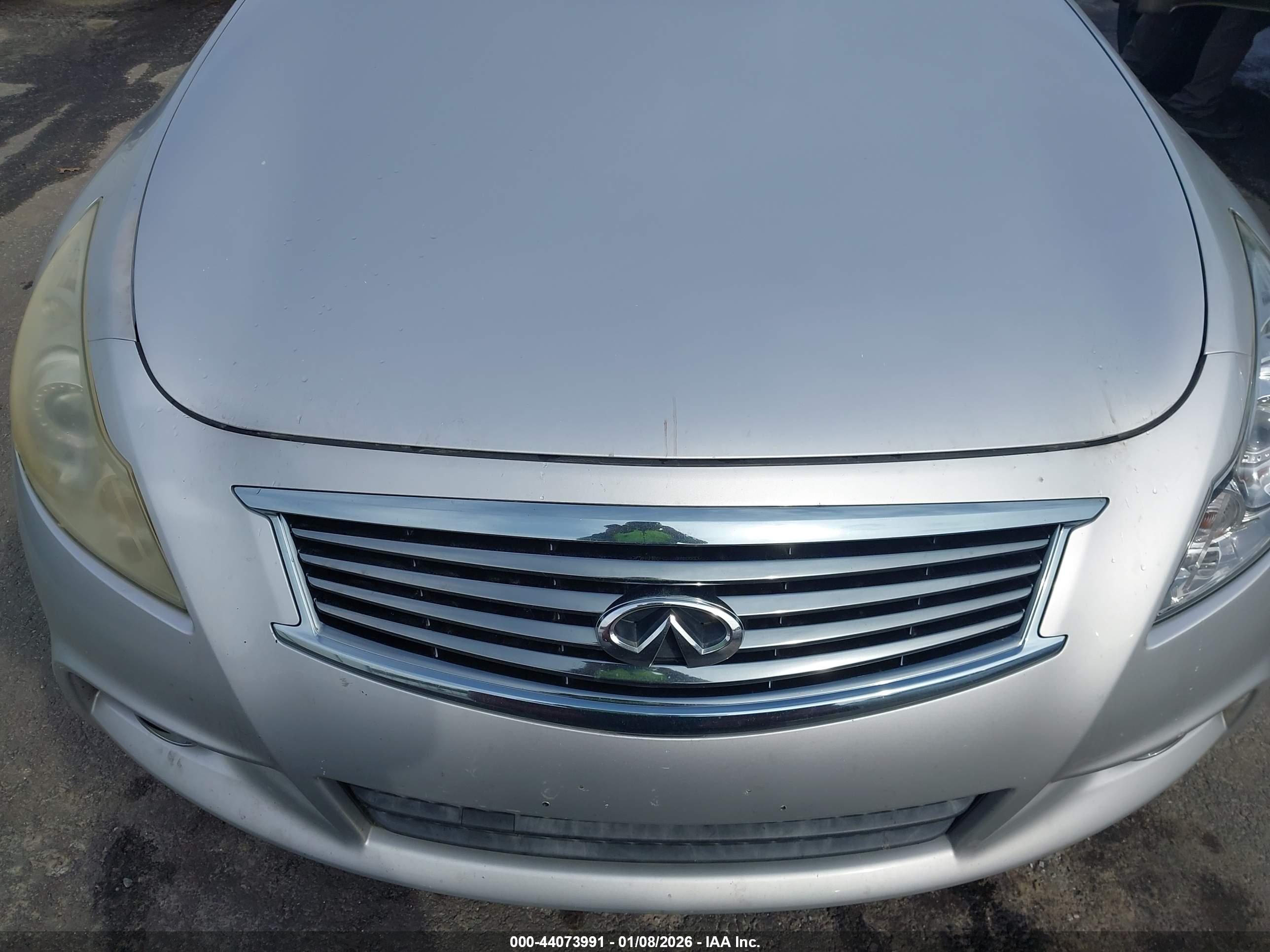 INFINITI G37 image 6
