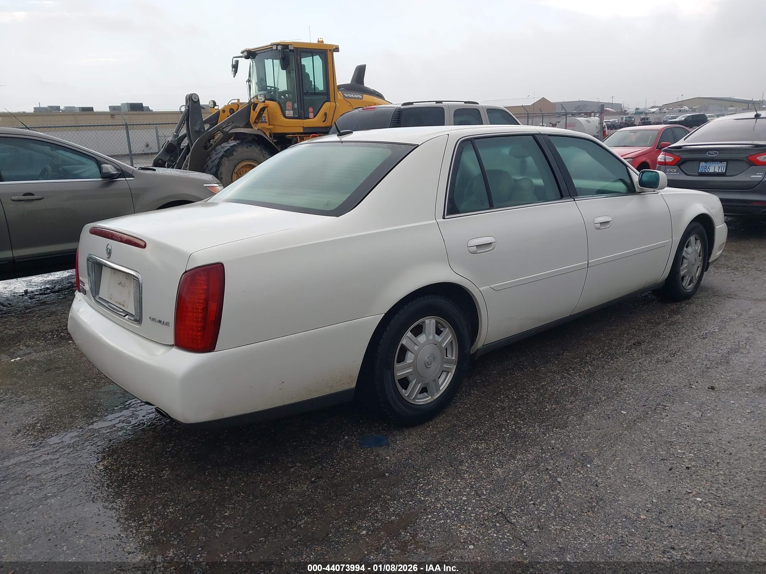 CADILLAC DEVILLE image 4