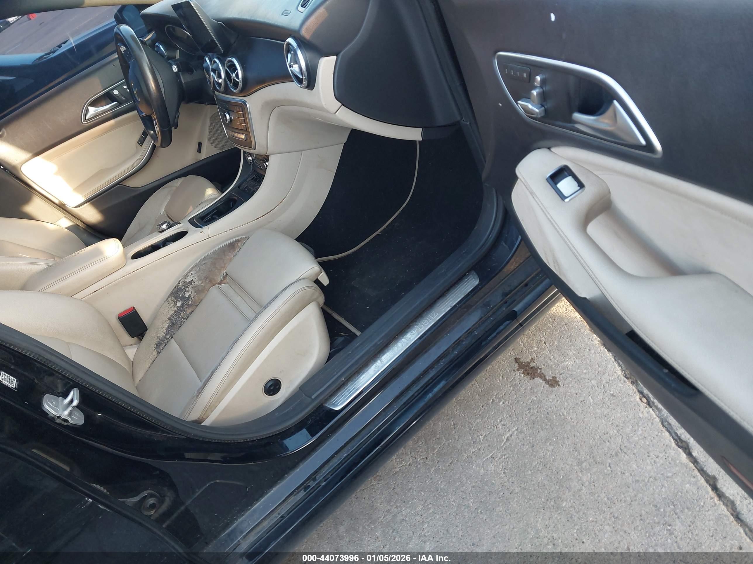 MERCEDES-BENZ CLA image 5