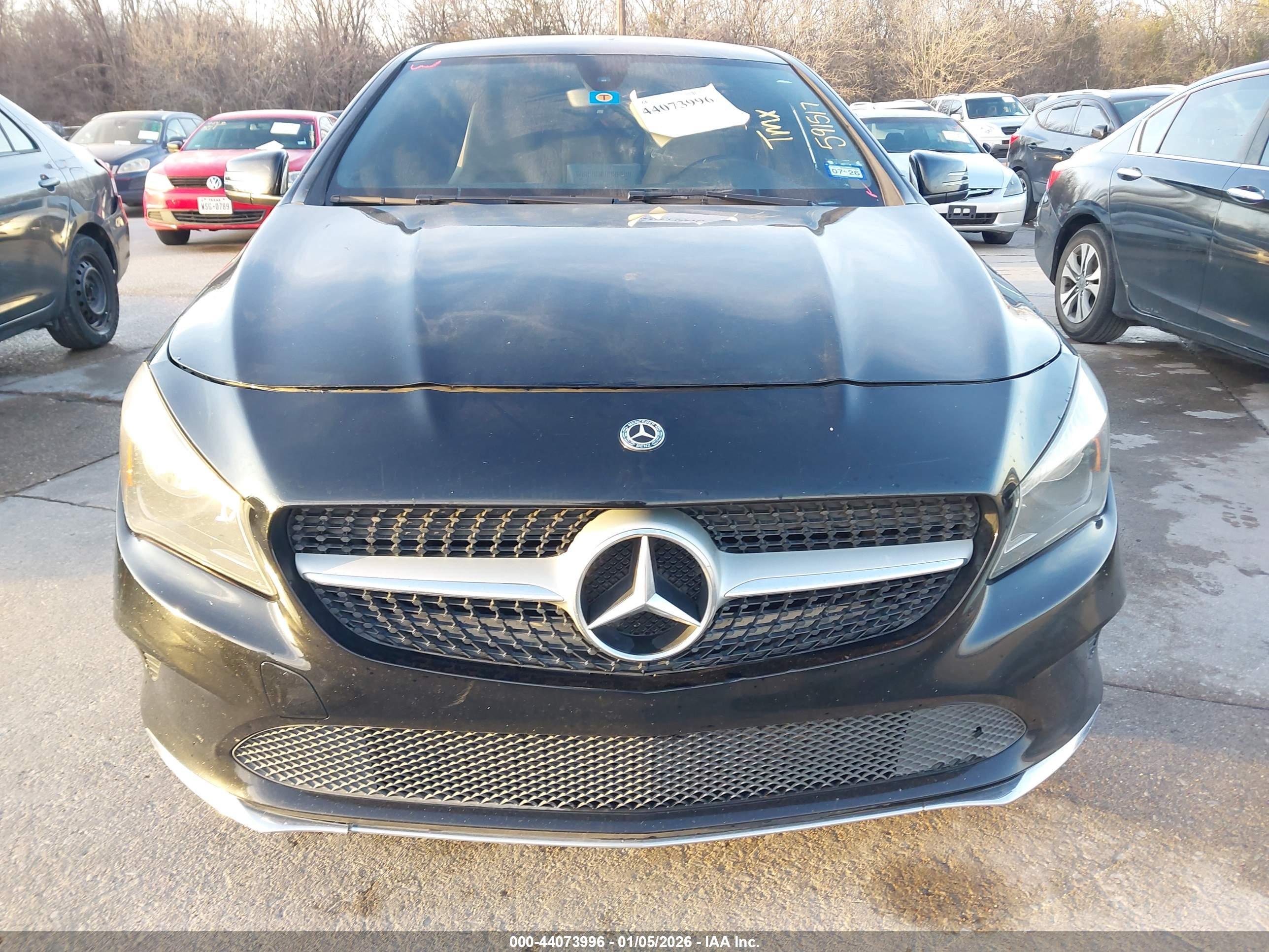 MERCEDES-BENZ CLA image 6