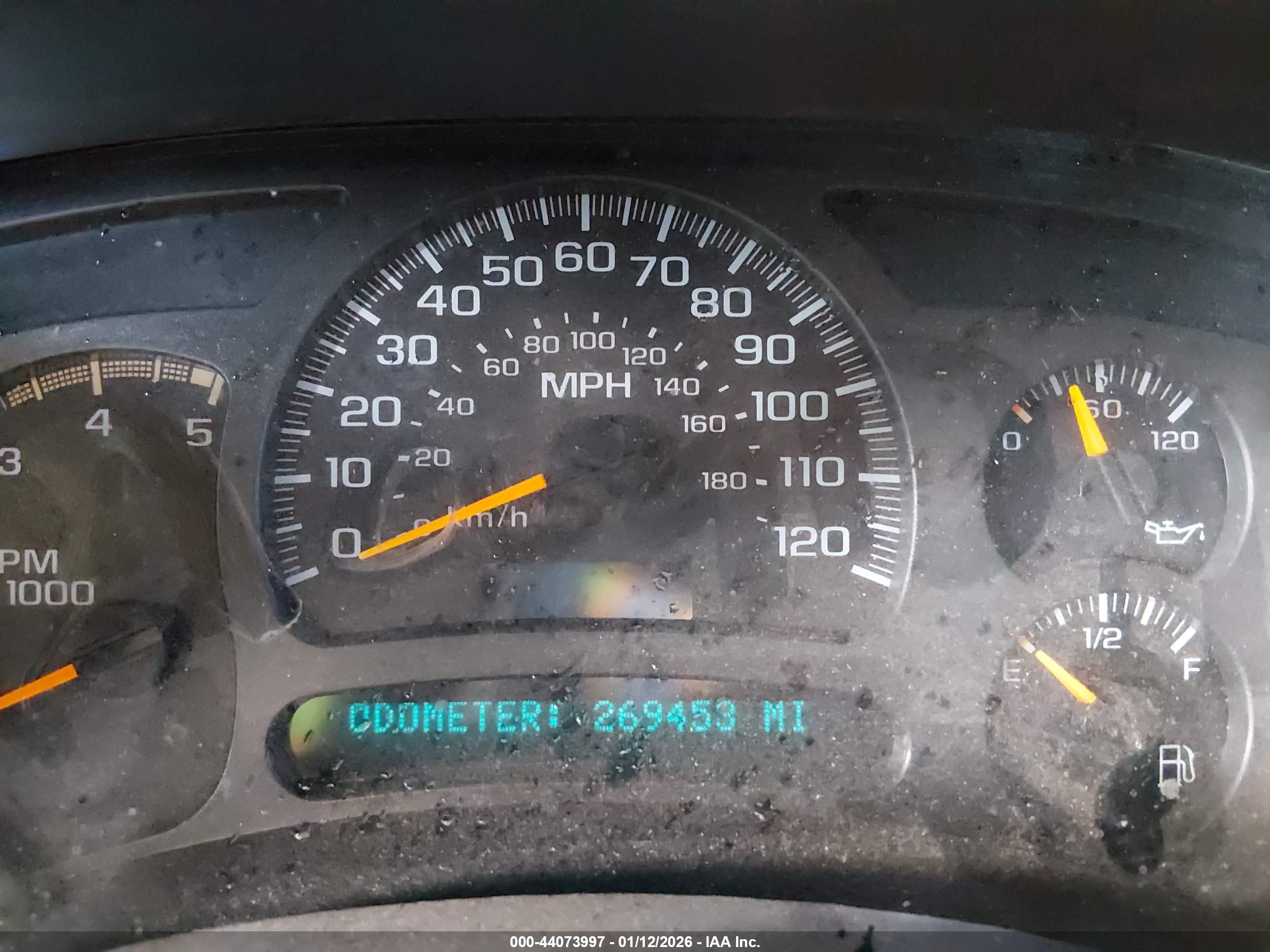 CHEVROLET SILVERADO image 7