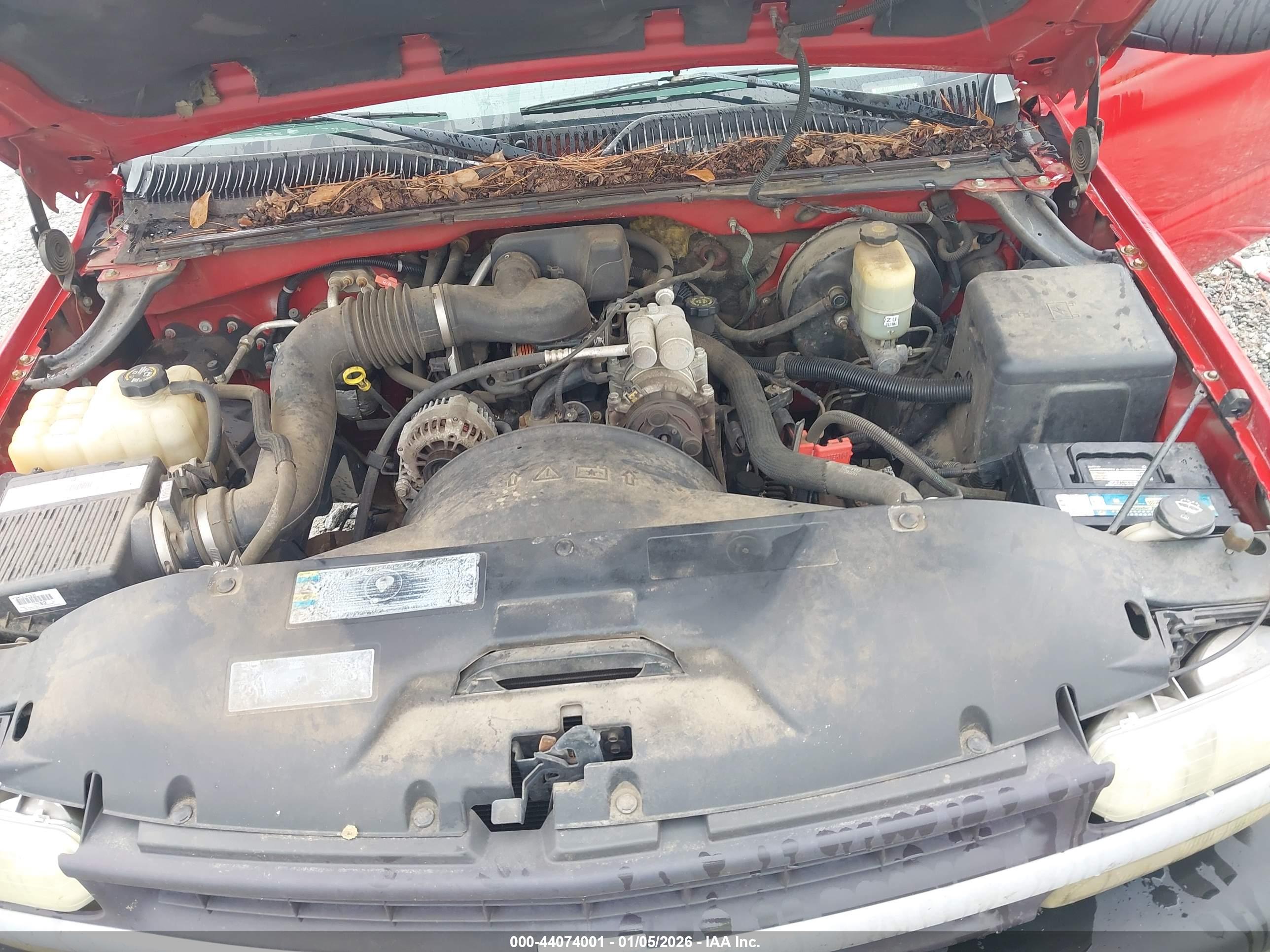 CHEVROLET SILVERADO image 10