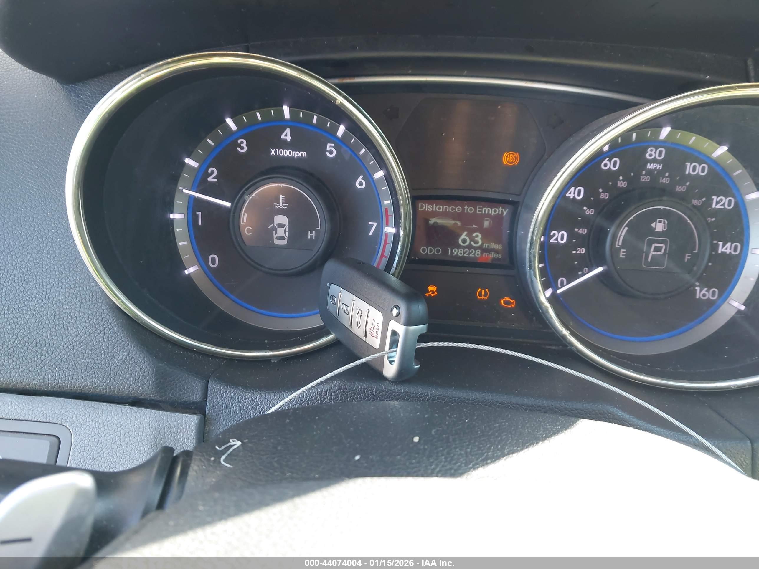 HYUNDAI SONATA image 11