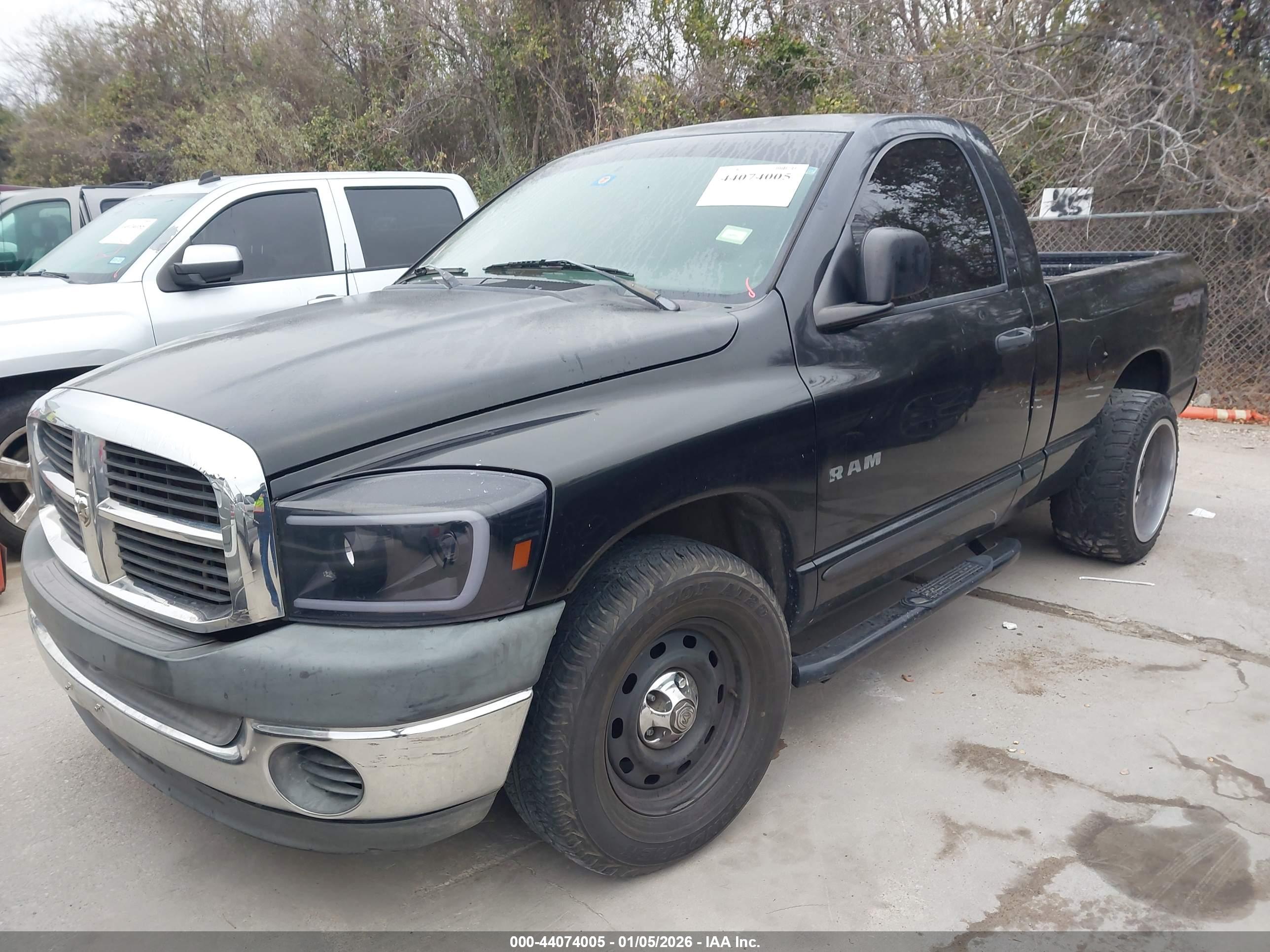 DODGE RAM image 2