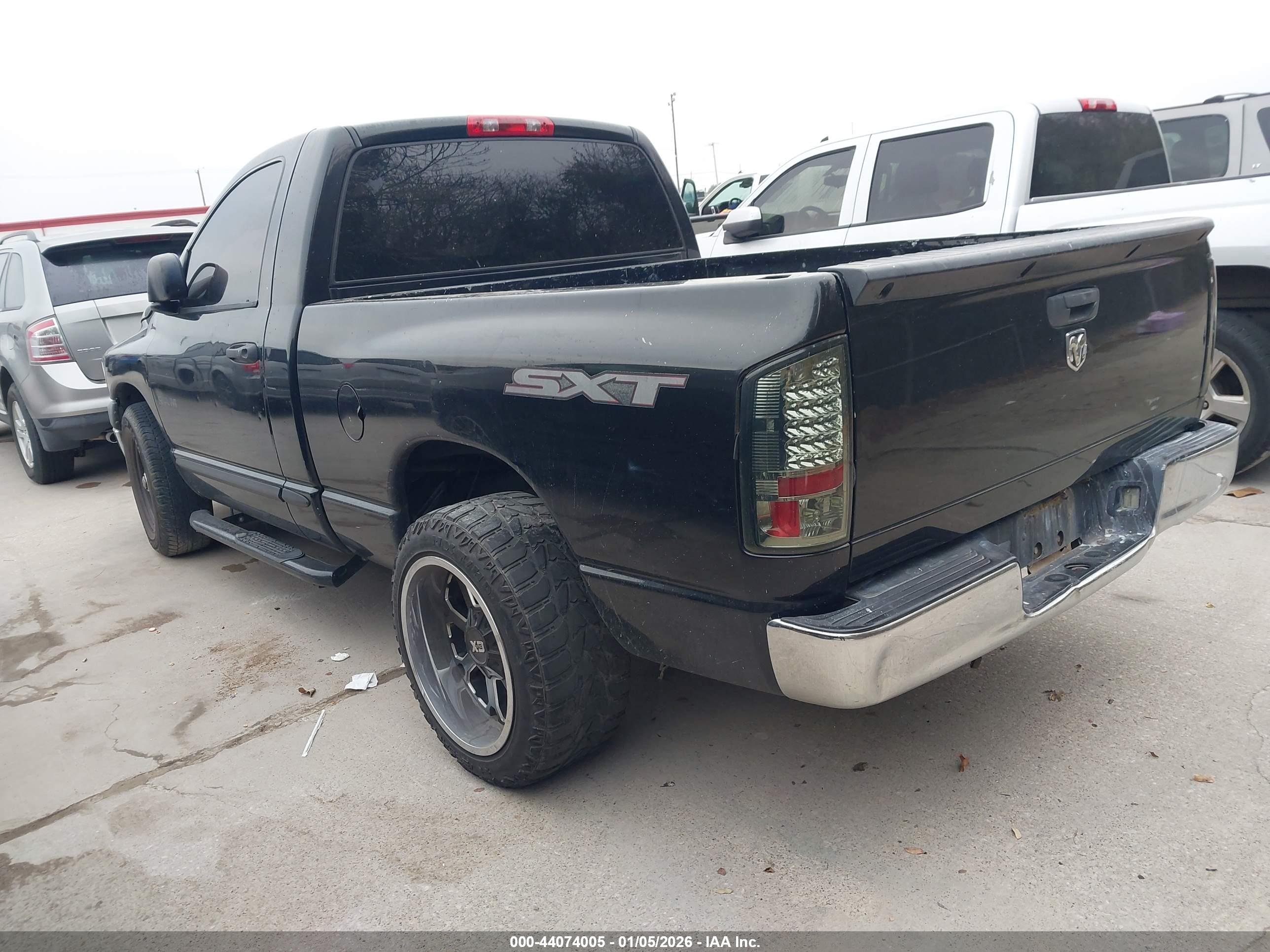DODGE RAM image 3