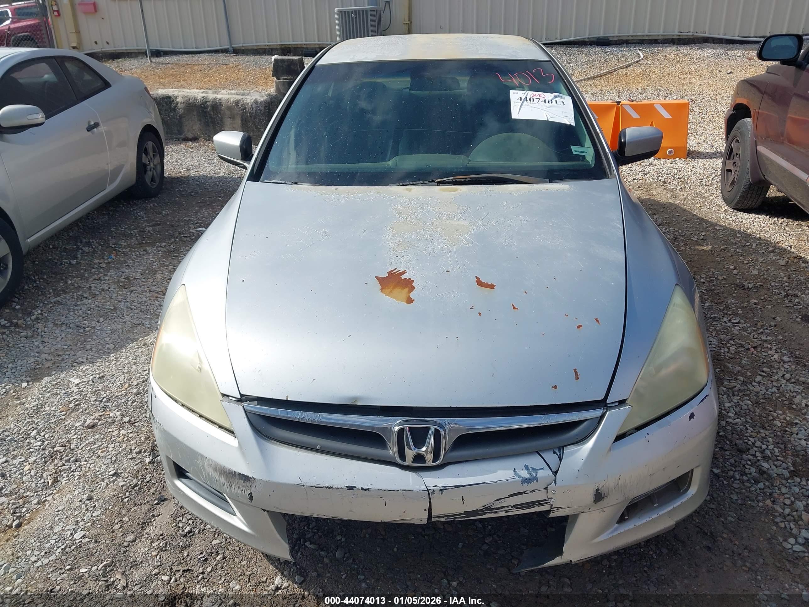 HONDA ACCORD image 6