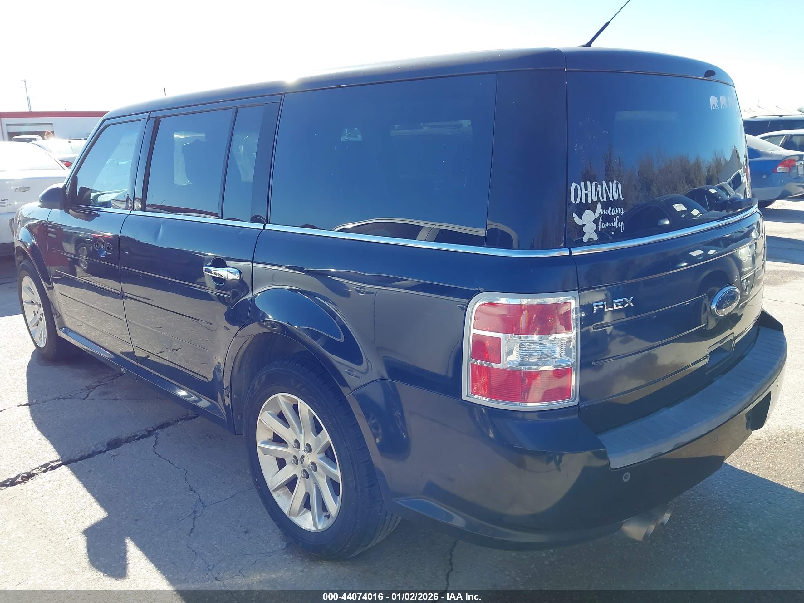 FORD FLEX image 3