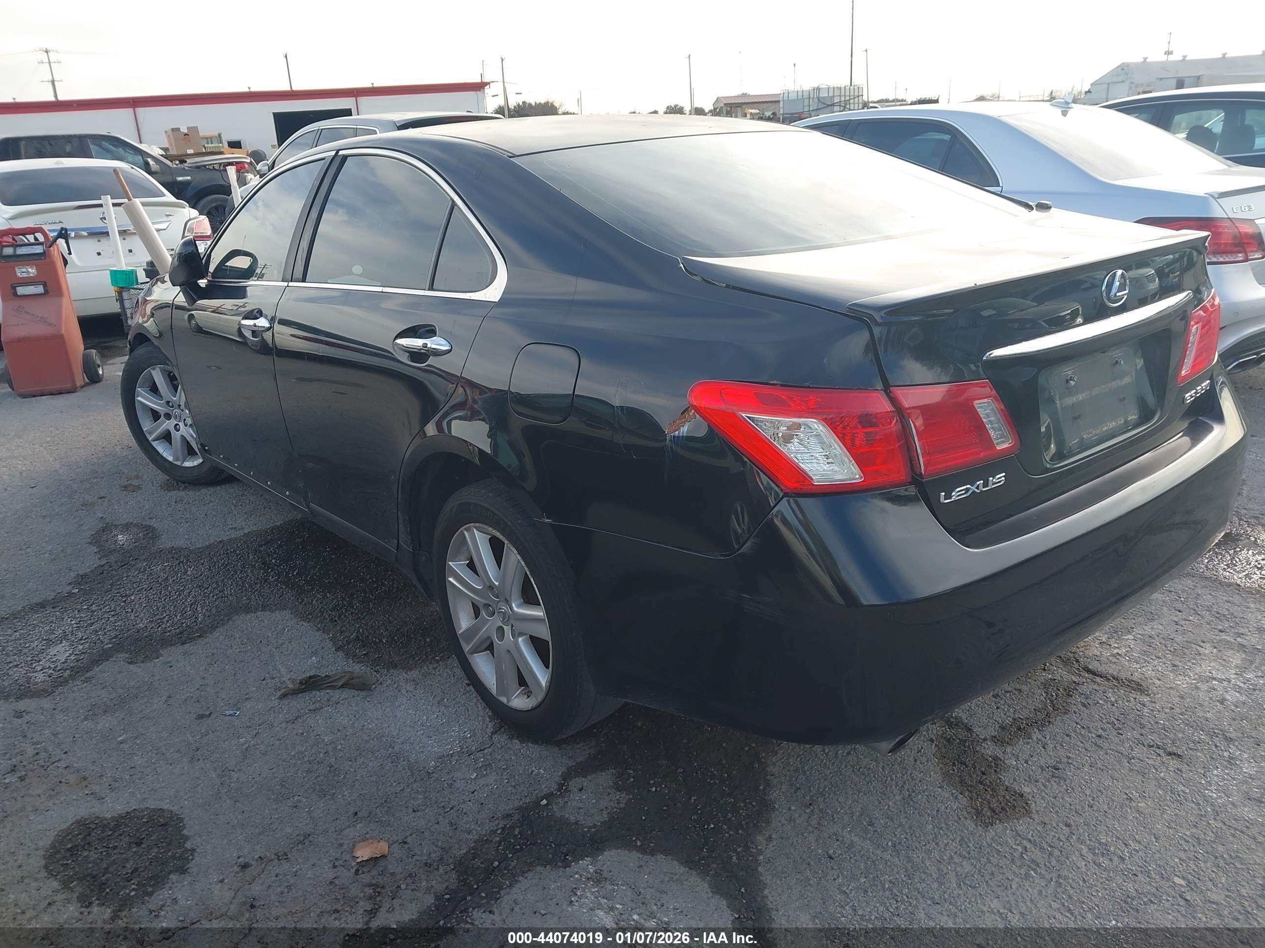 LEXUS ES image 3