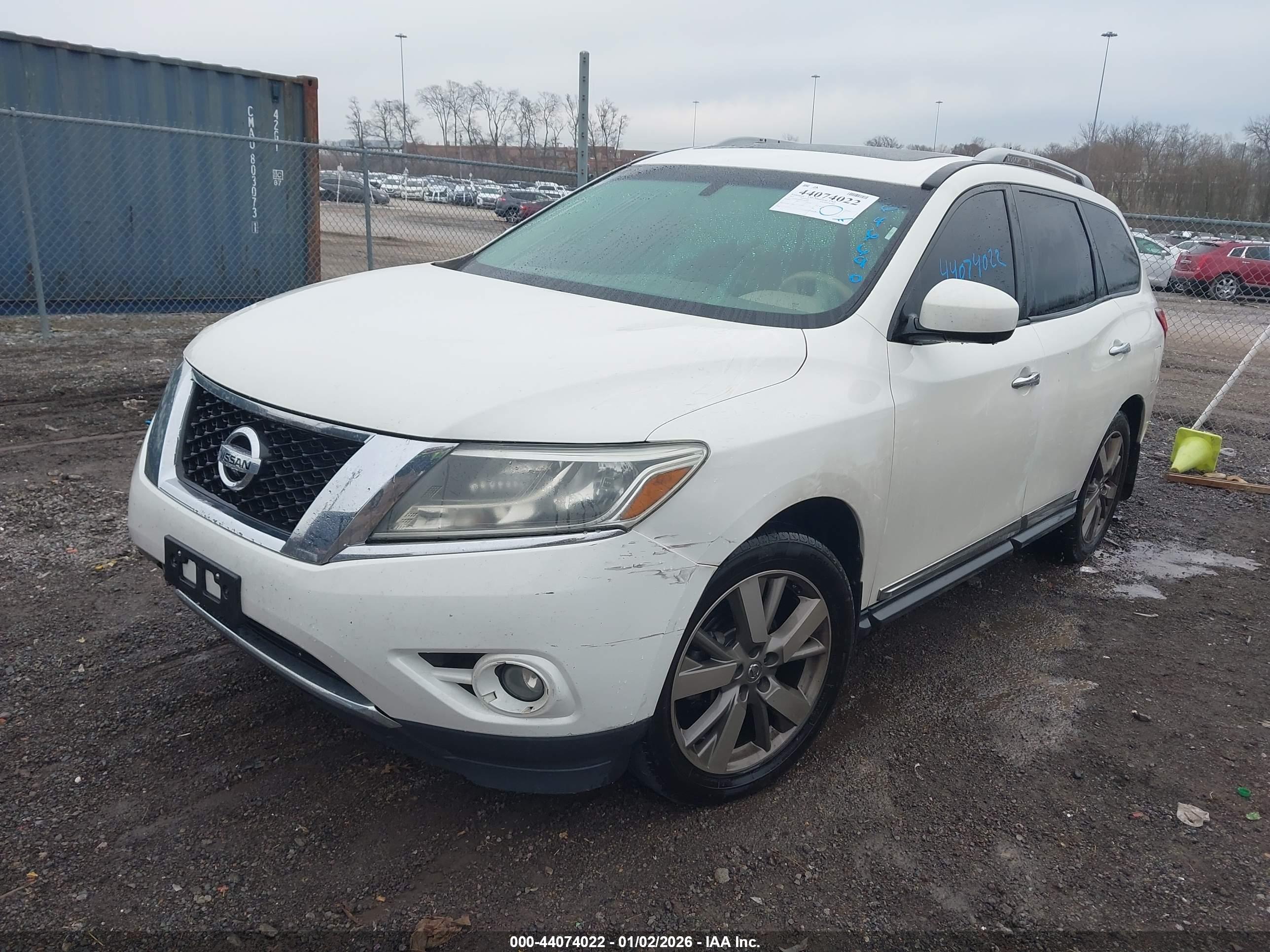NISSAN PATHFINDER image 2