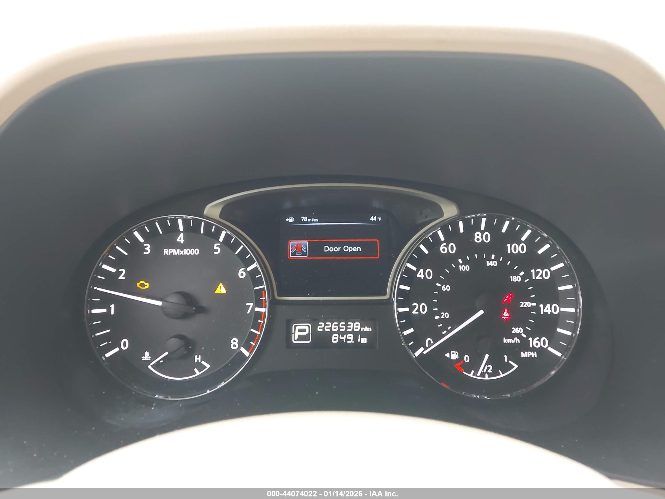 NISSAN PATHFINDER image 7