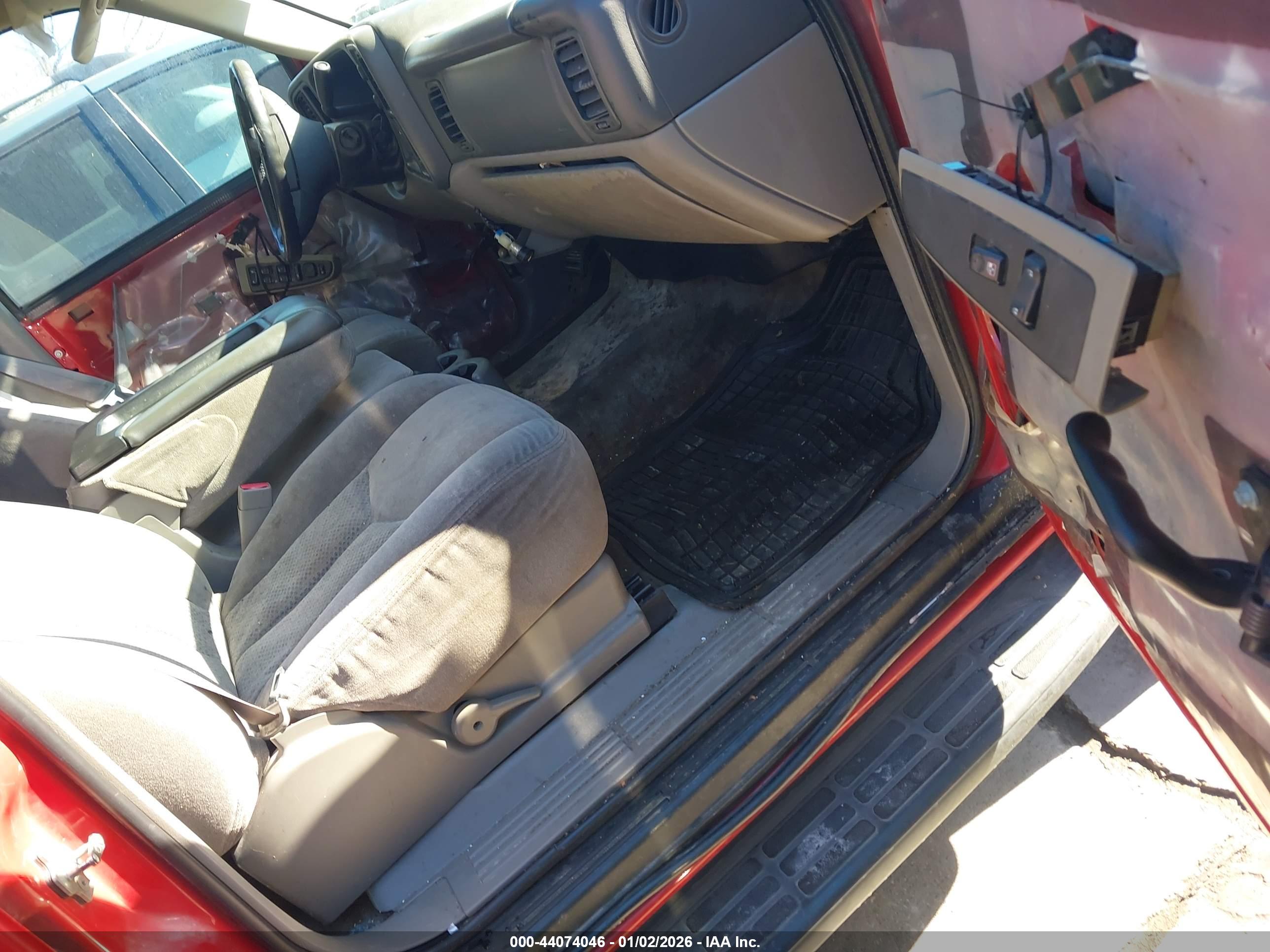 CHEVROLET TAHOE image 5