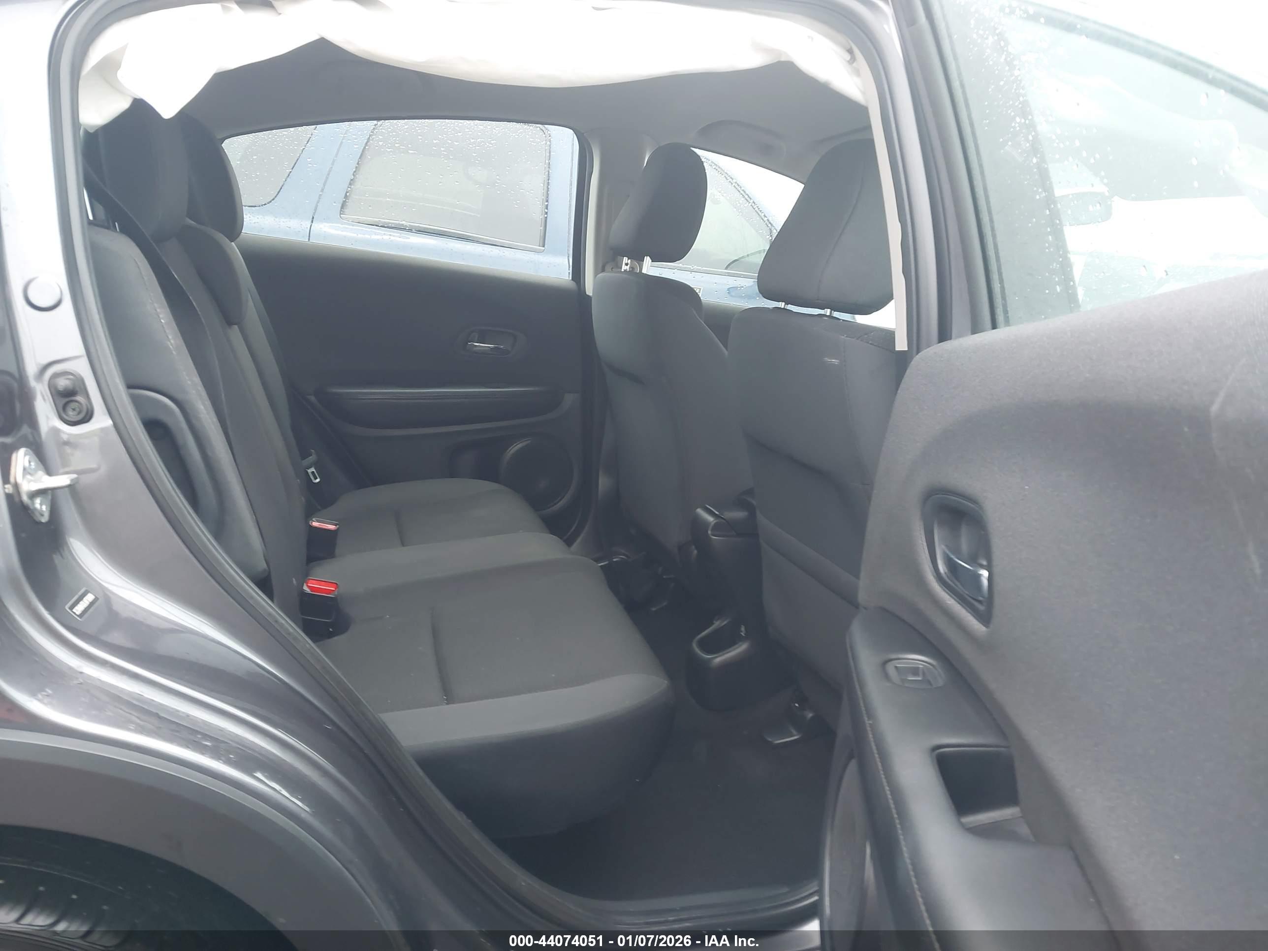 HONDA HR-V image 8