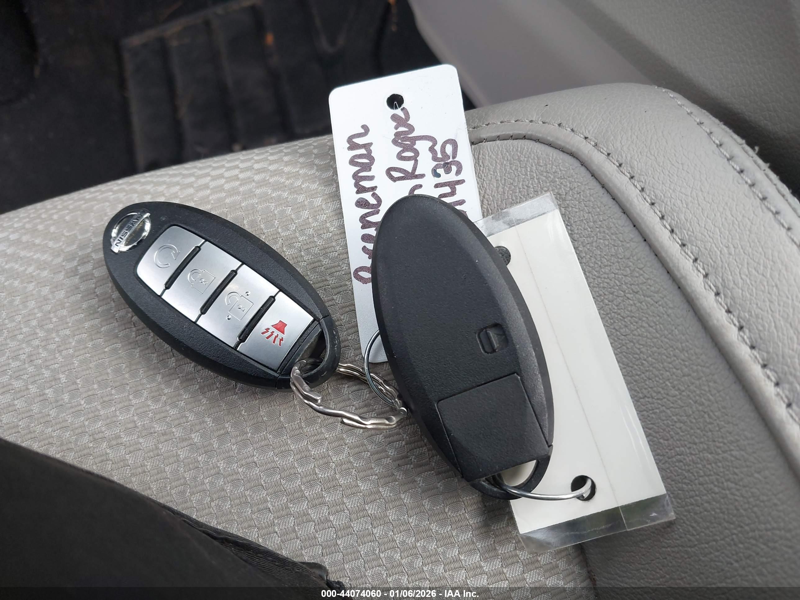 NISSAN ROGUE image 11
