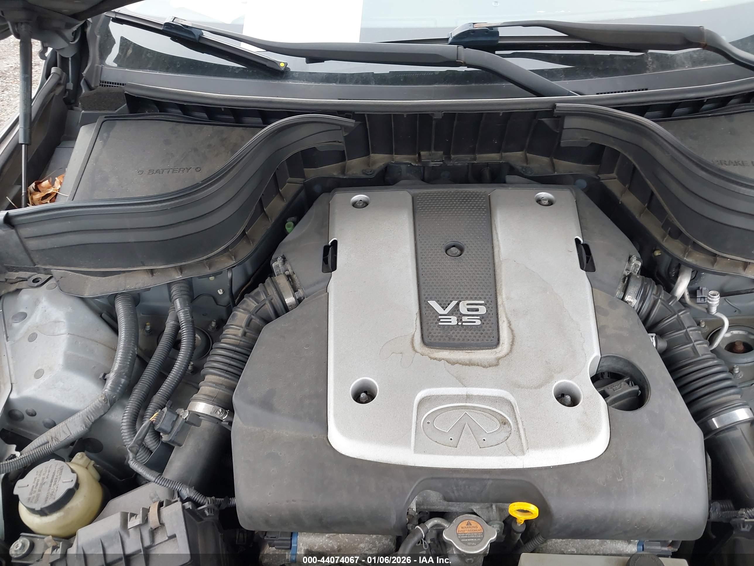 INFINITI EX35 image 10