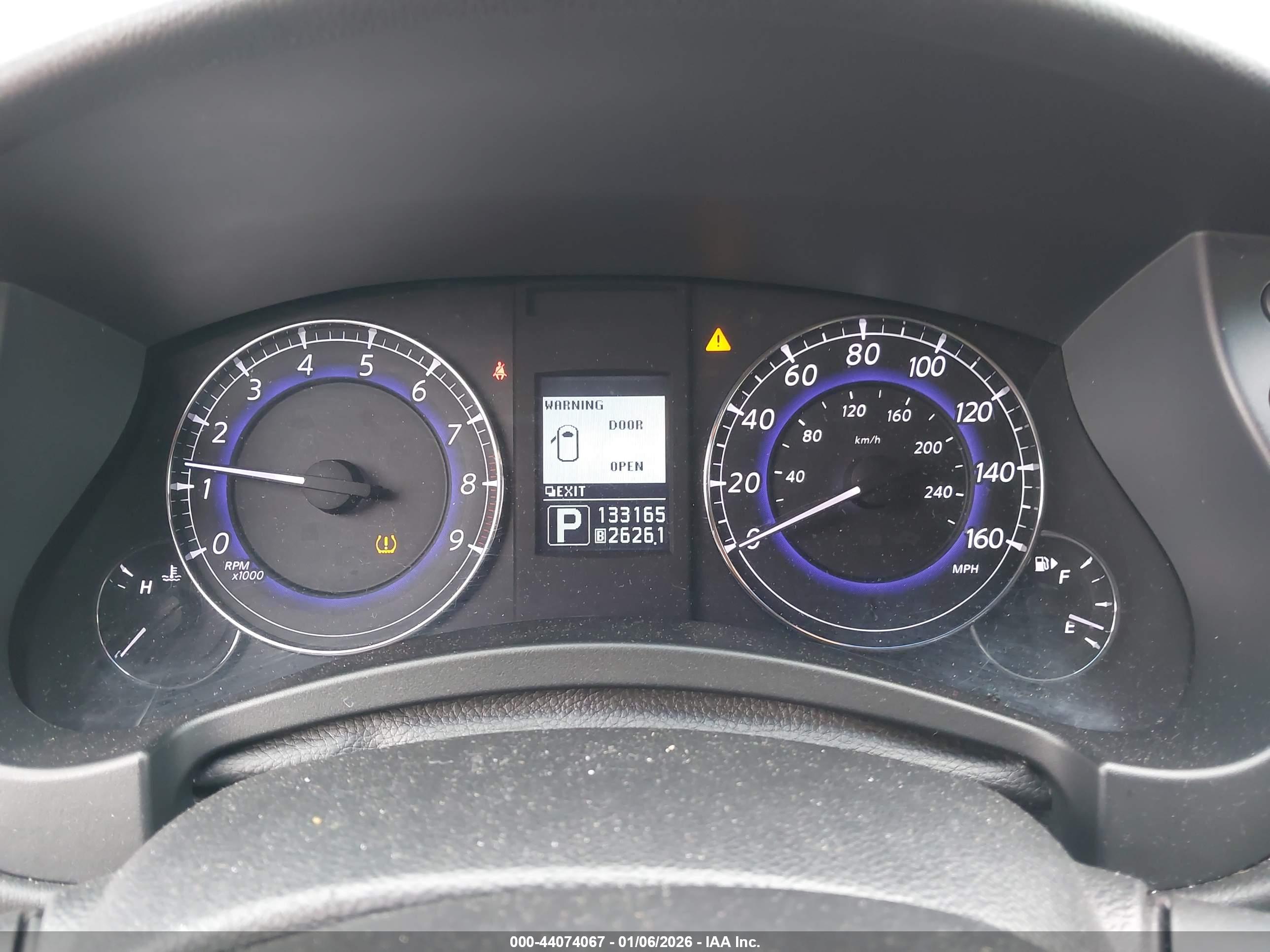 INFINITI EX35 image 7