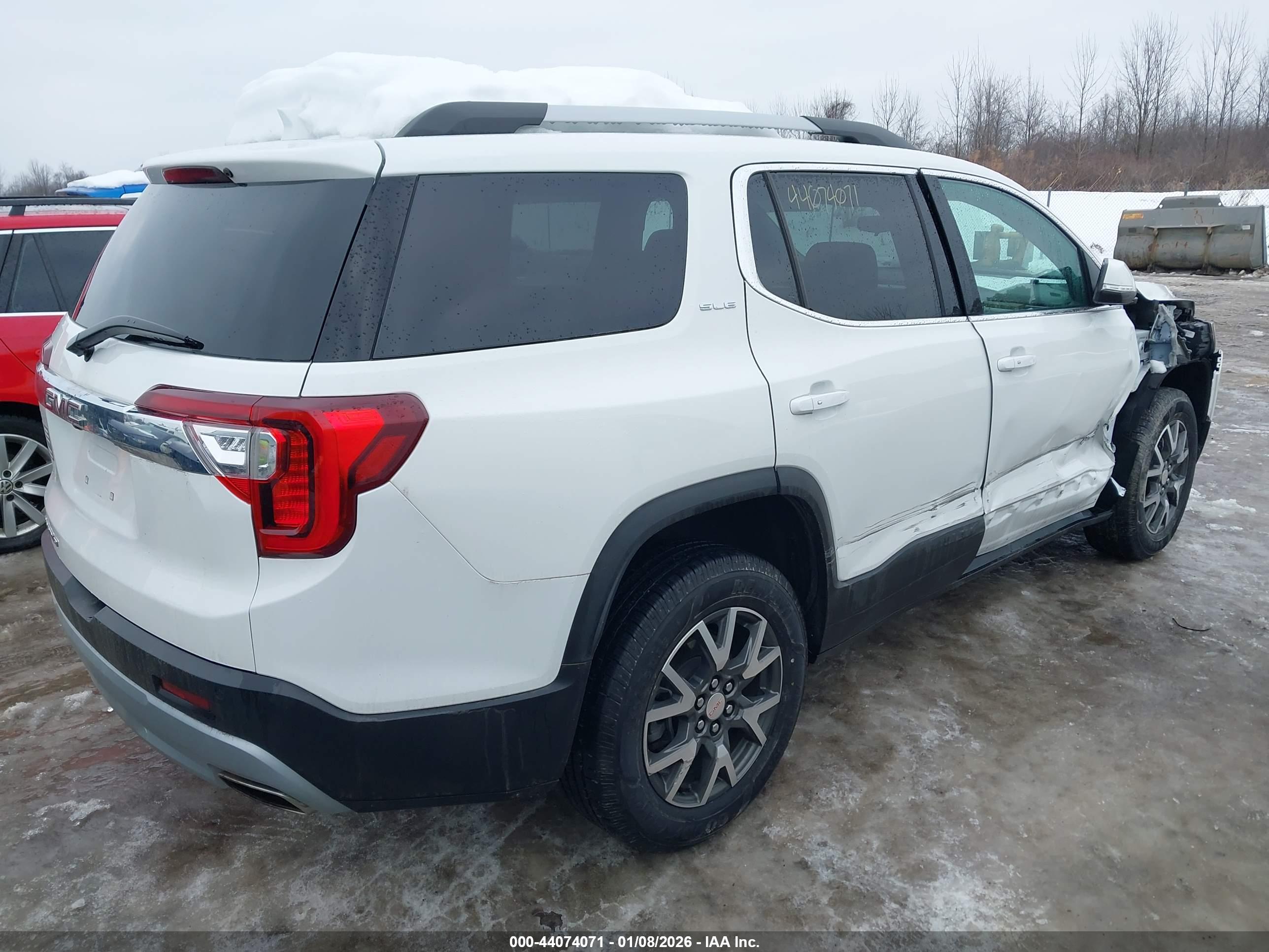 GMC ACADIA image 4
