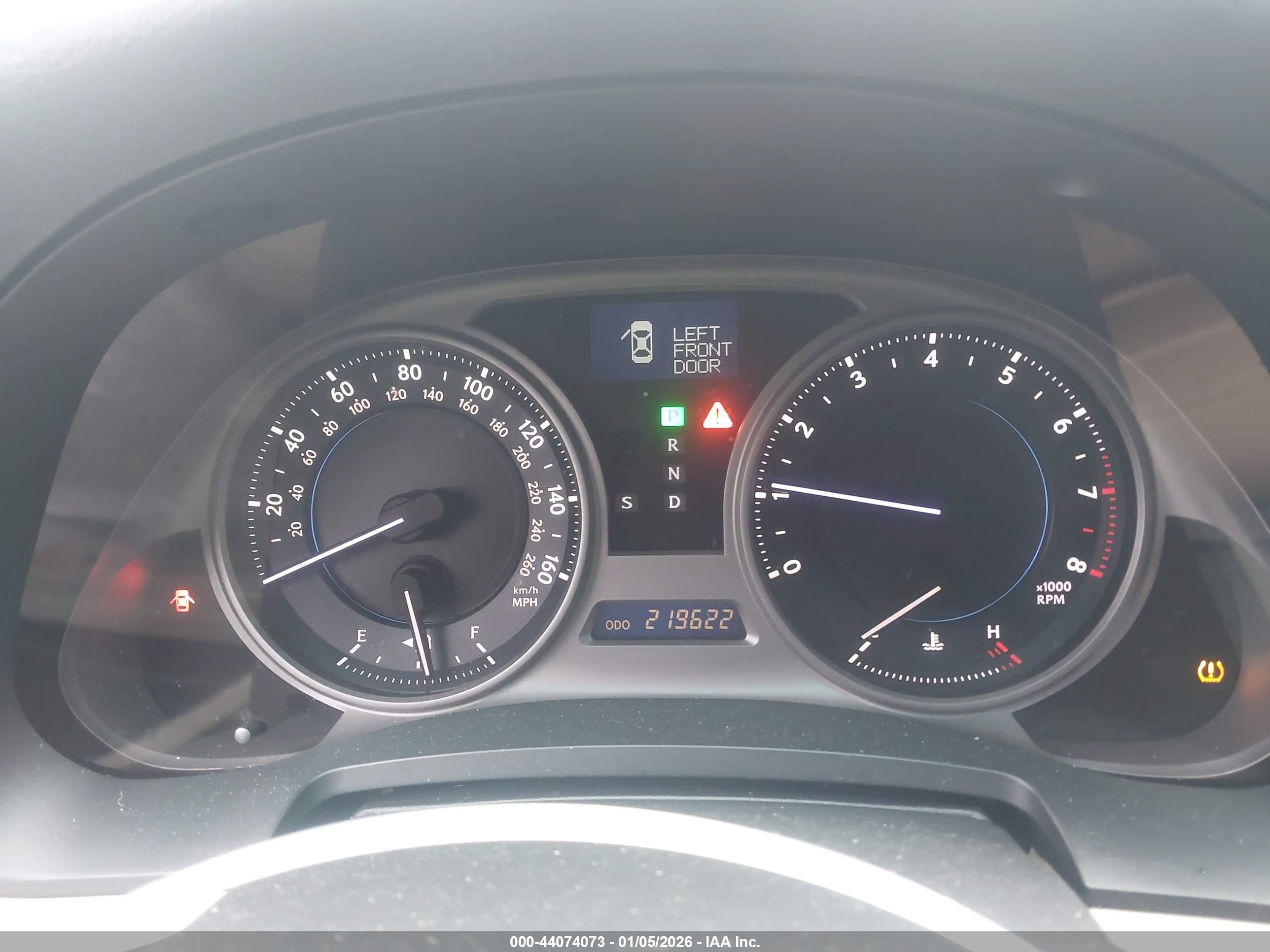 LEXUS IS image 7