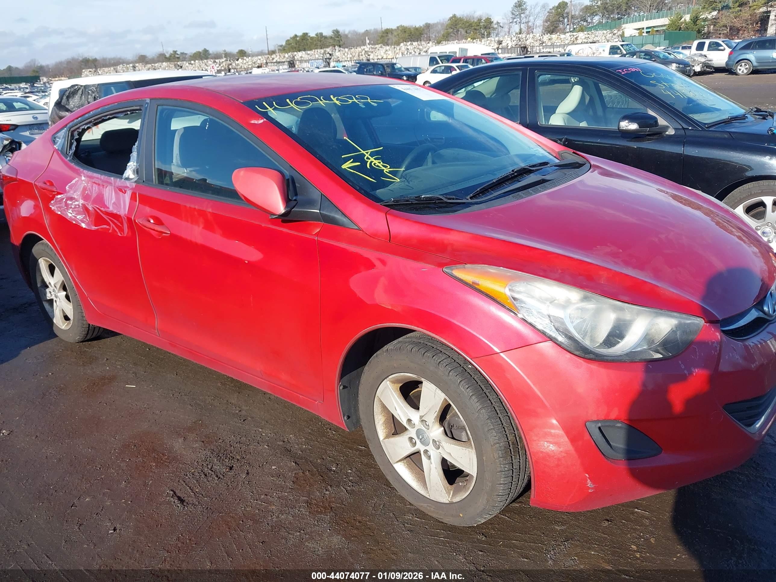 HYUNDAI ELANTRA image 6