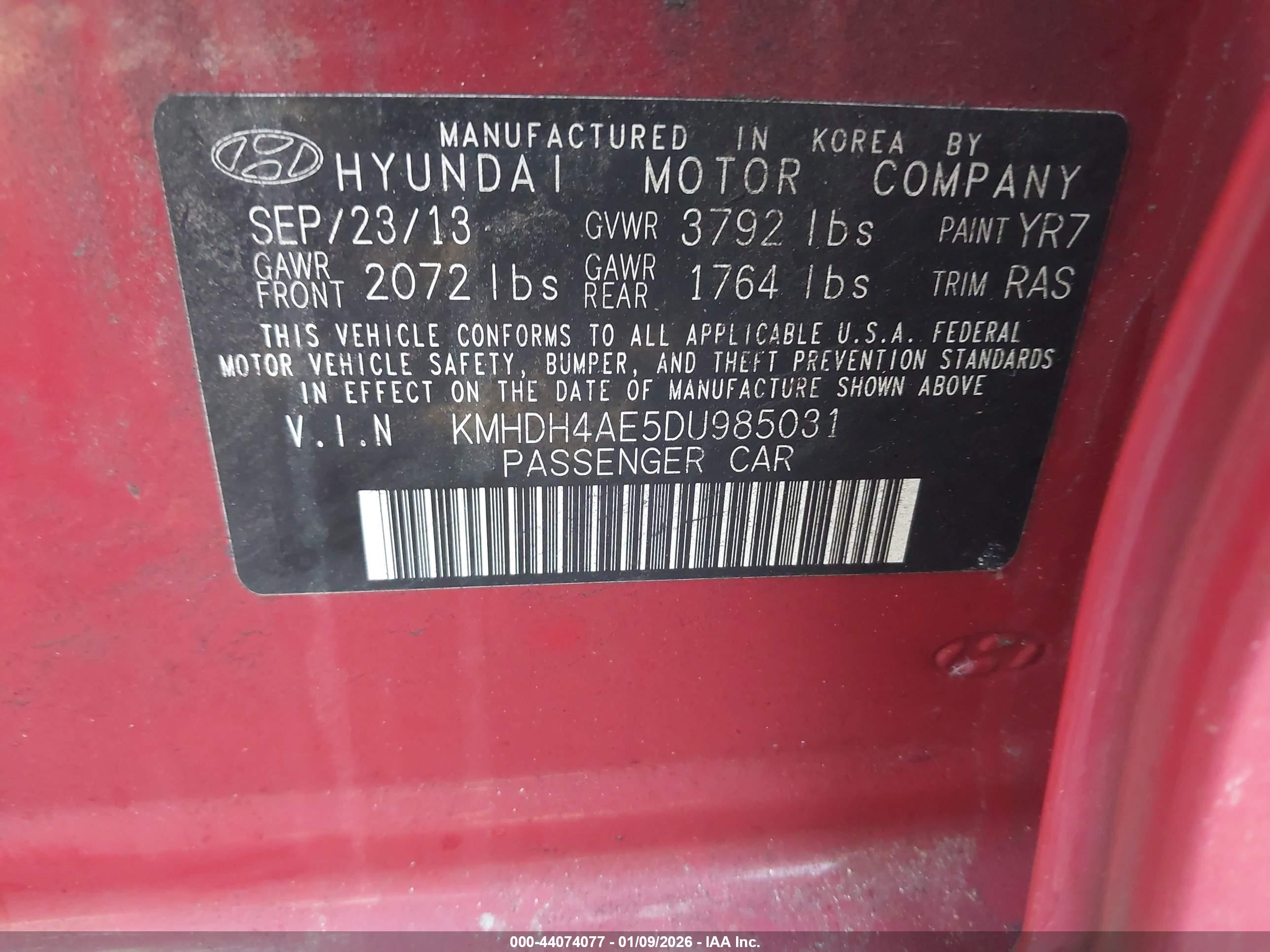 HYUNDAI ELANTRA image 9