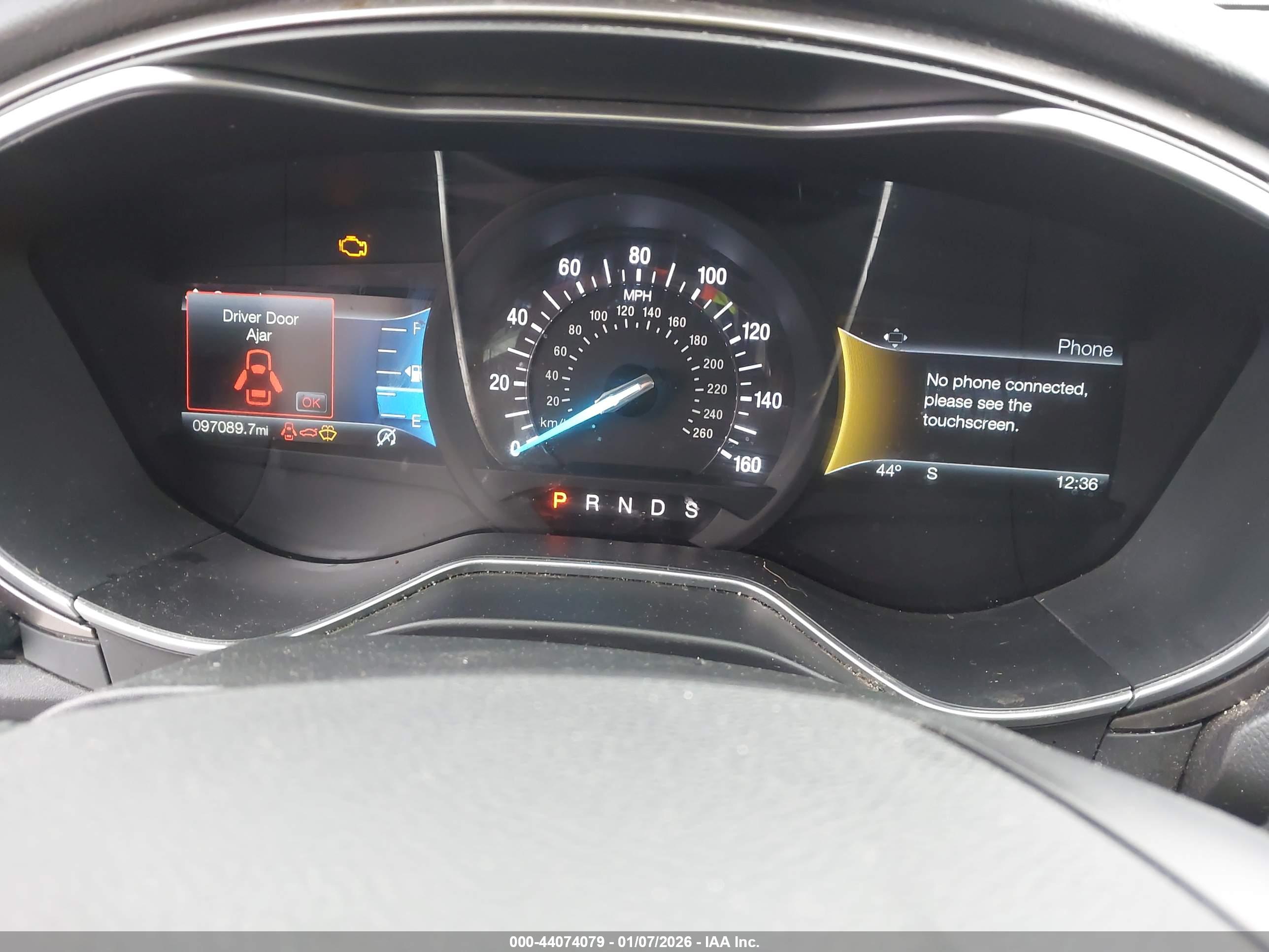 FORD FUSION image 7