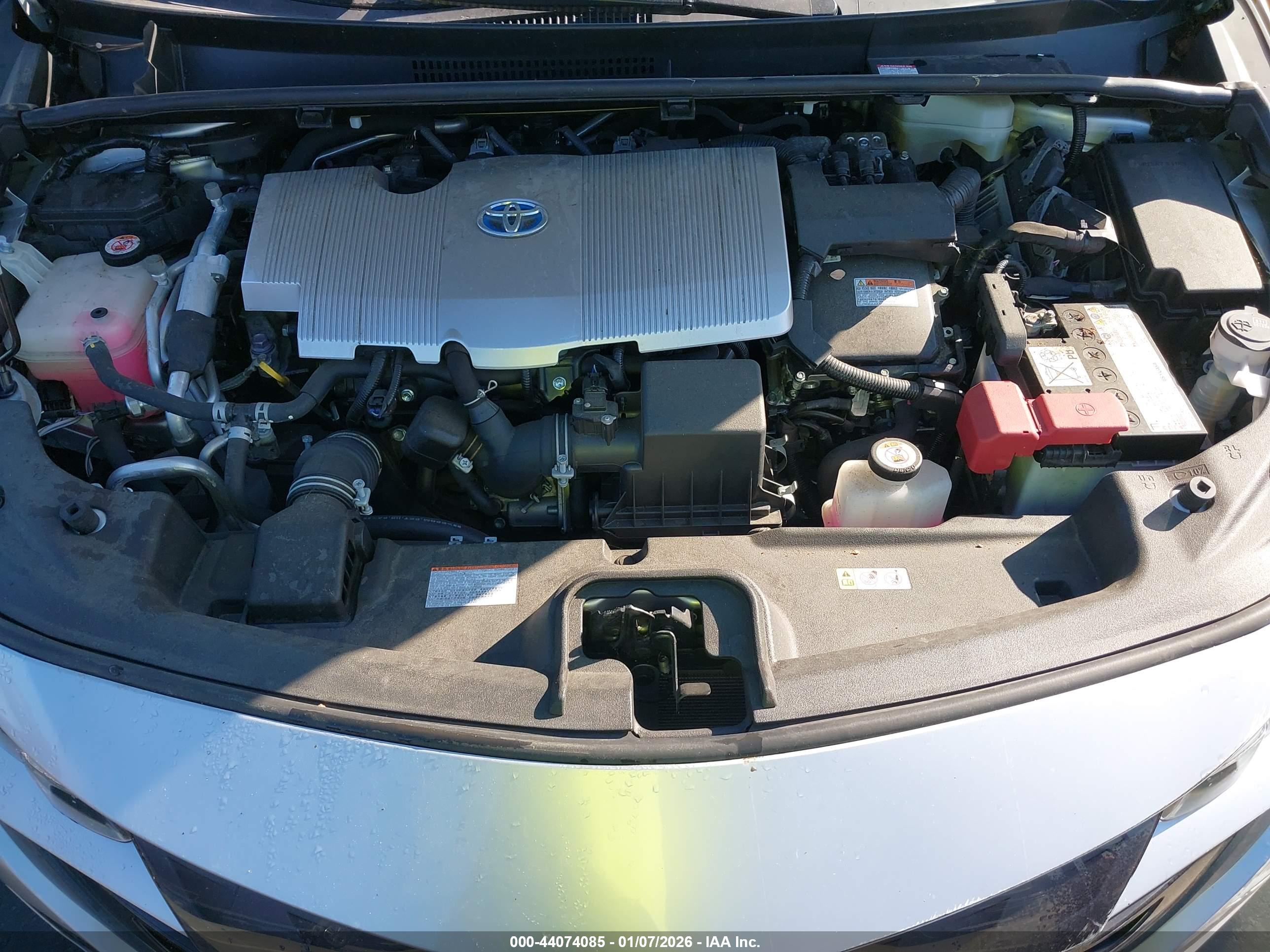 TOYOTA PRIUS image 10