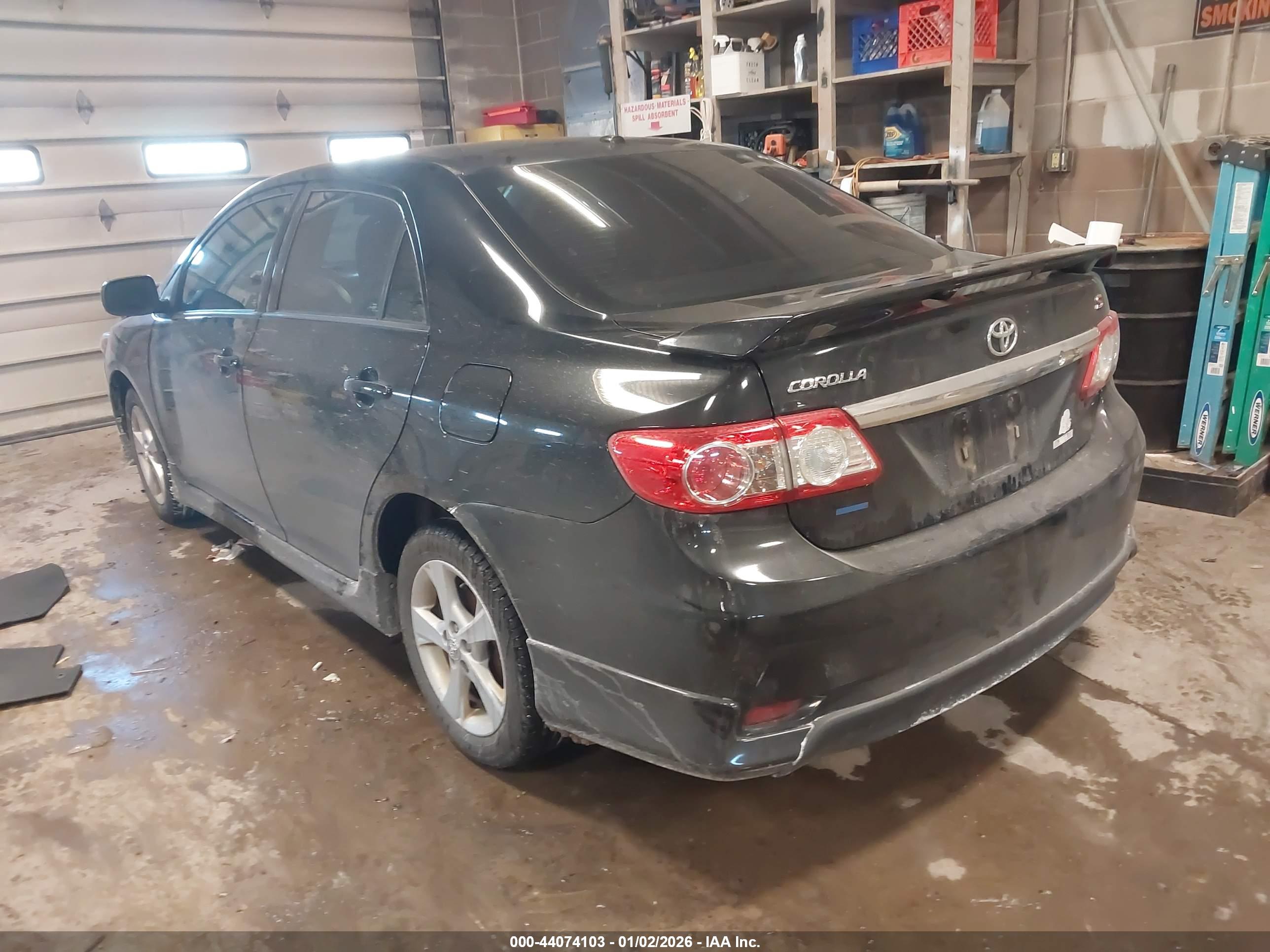 TOYOTA COROLLA image 3