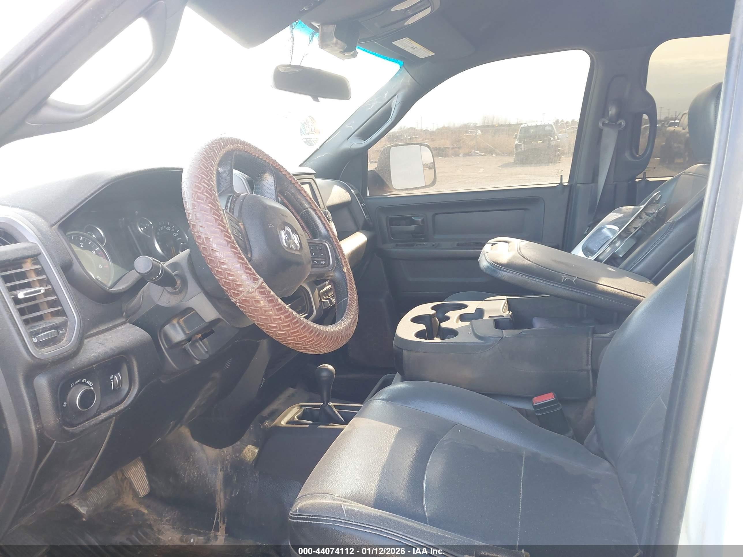 RAM 3500 image 8